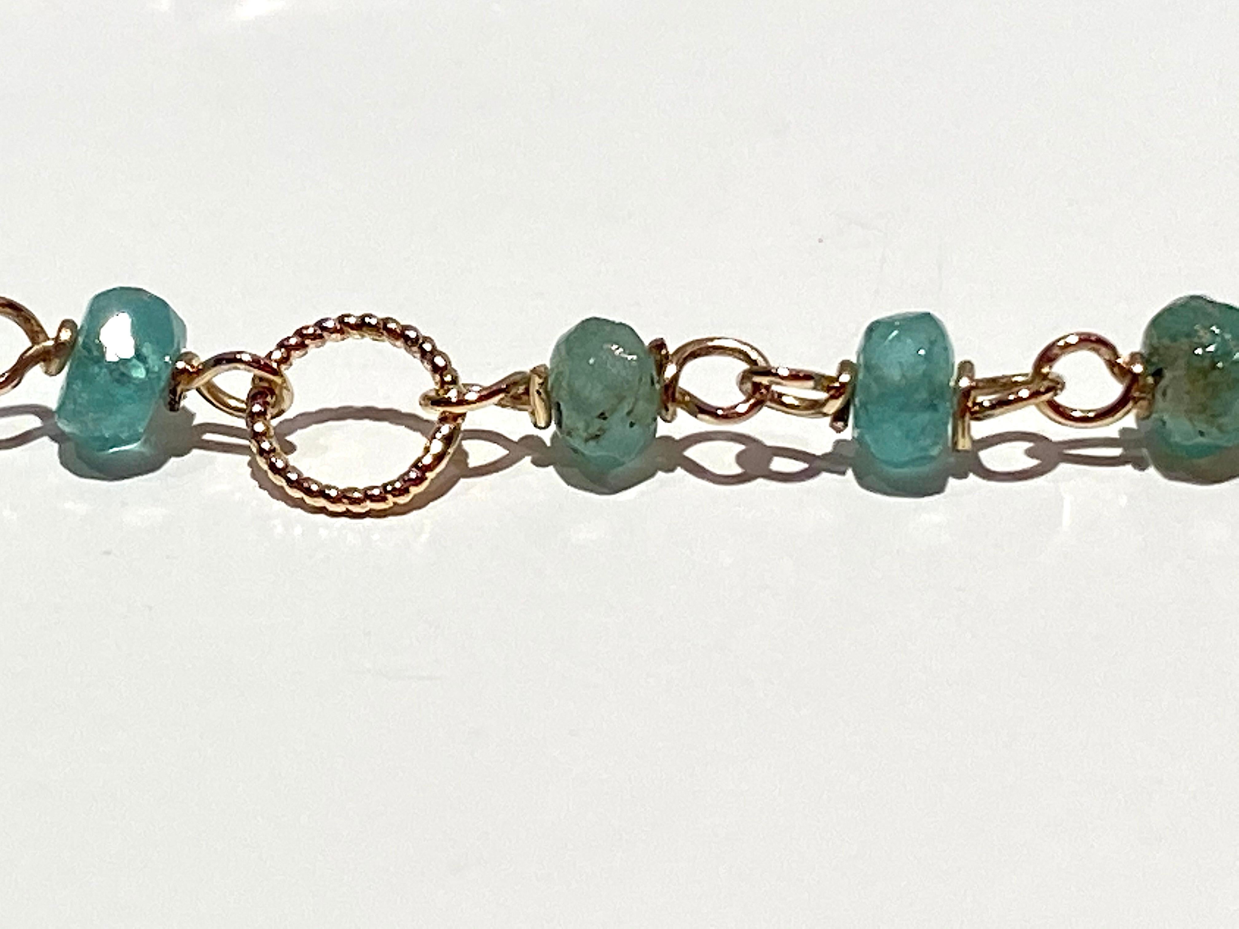 Romantic 6.5 Karat Emeralds 18 K Yellow GoldTwisted Links Chain Beaded Unisex Necklace