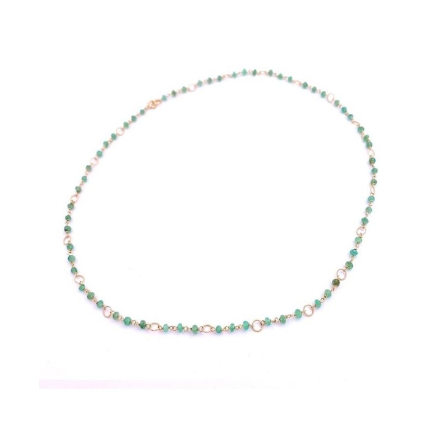 Dainty Necklace 6.5 Karat Emeralds 18 Karat Gold Twisted Links Chain Beaded  For Sale 2