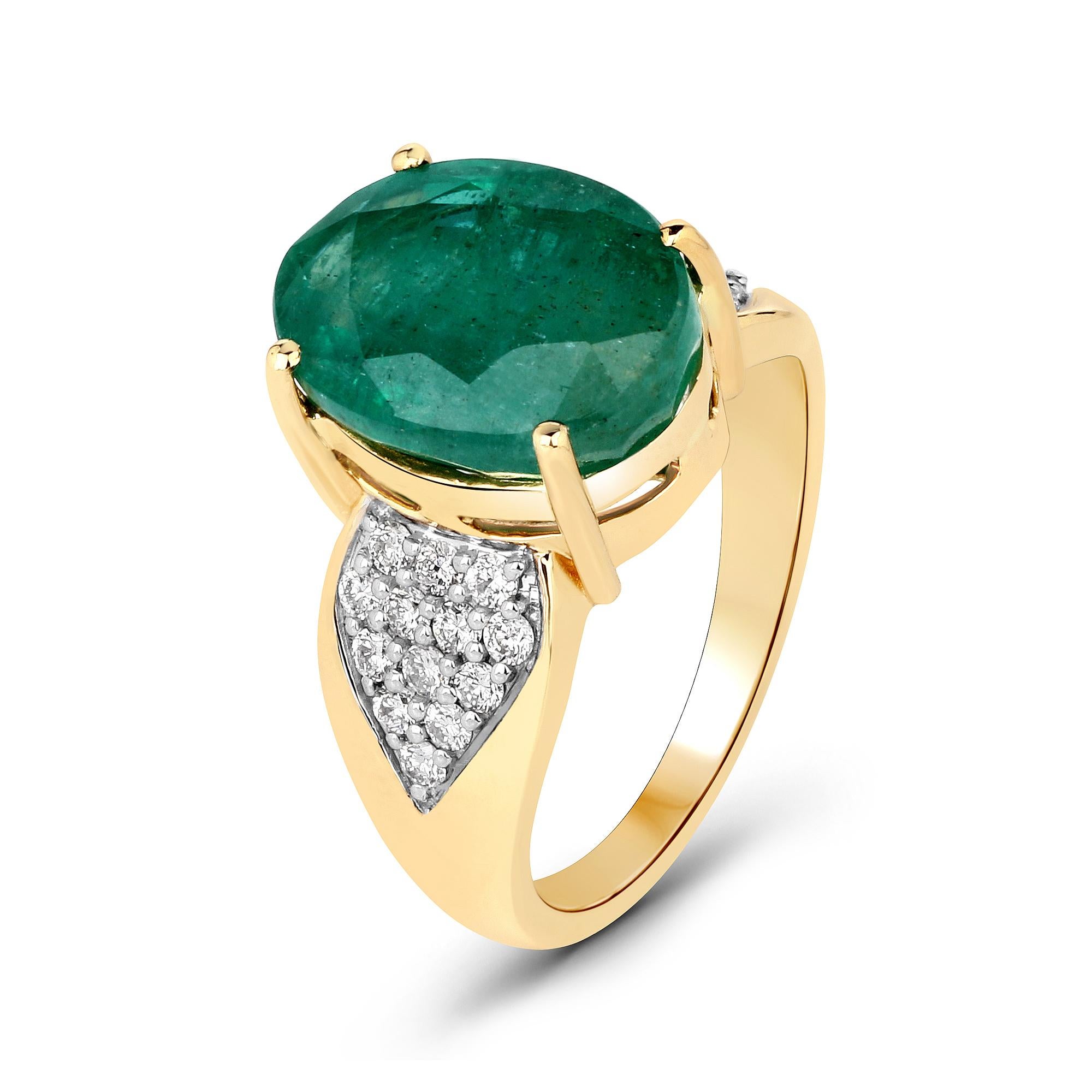 Oval Cut 6.50 Carat Brazilian Emerald and Diamond 14 Karat Yellow Gold Cocktail Ring