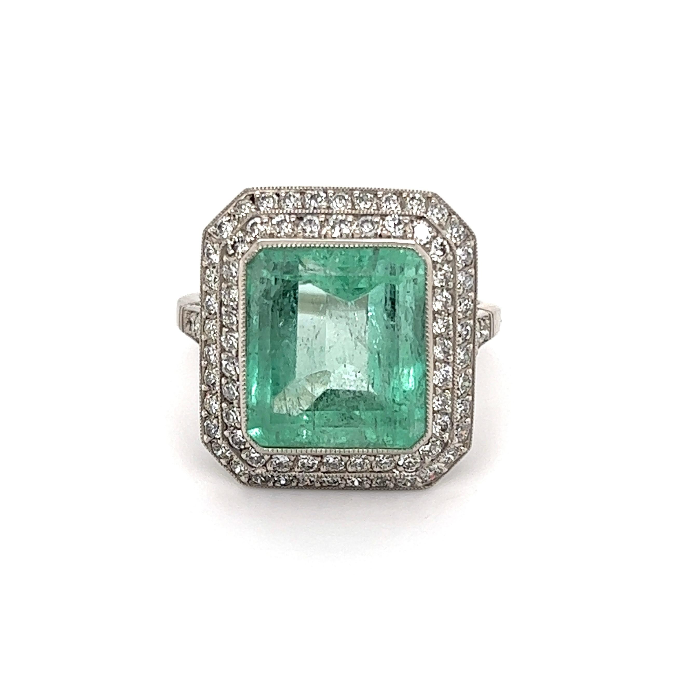 6.50 Carat Emerald and Diamond Art Deco Platinum Ring Estate Fine Jewelry For Sale 1