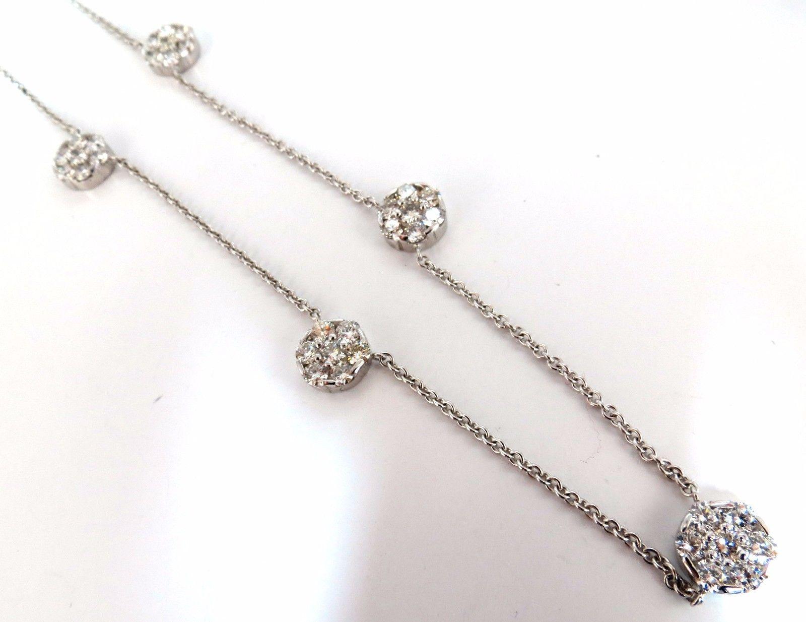 Taille ronde Collier à cinq grappes de diamants naturels de 6,50 carats en forme de fleur en or 14 carats en vente