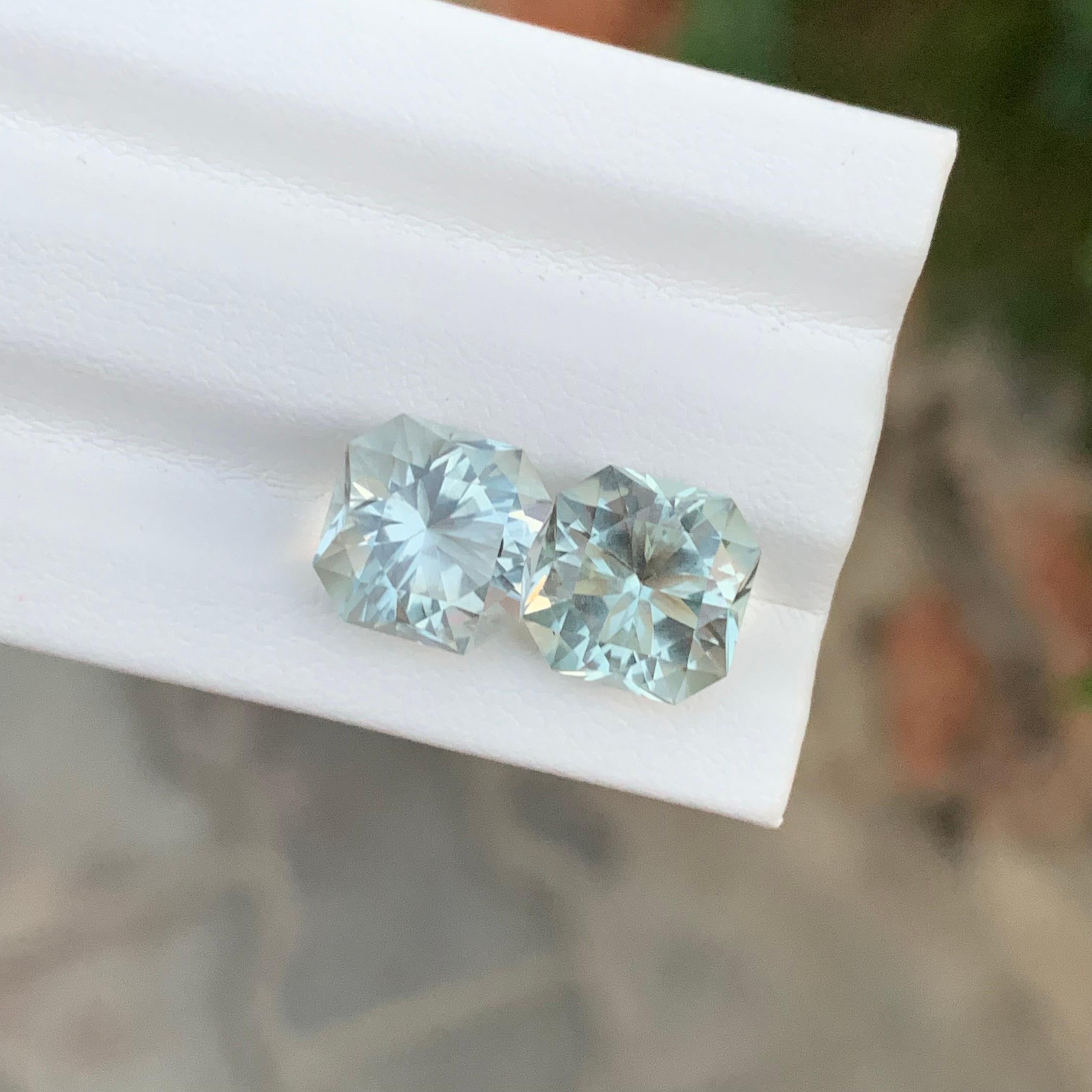 Ametiste verdi sciolte

Peso: 6,50 carati
Dimensioni: 3,20 e 3,00 carati 
Colore: Verde chiaro 
Origine: Brasile
Trattamento: Non
Certificato: Su richiesta
Forma: Quadrato 

L'ametista, una straordinaria varietà di quarzo nota per la sua ipnotica