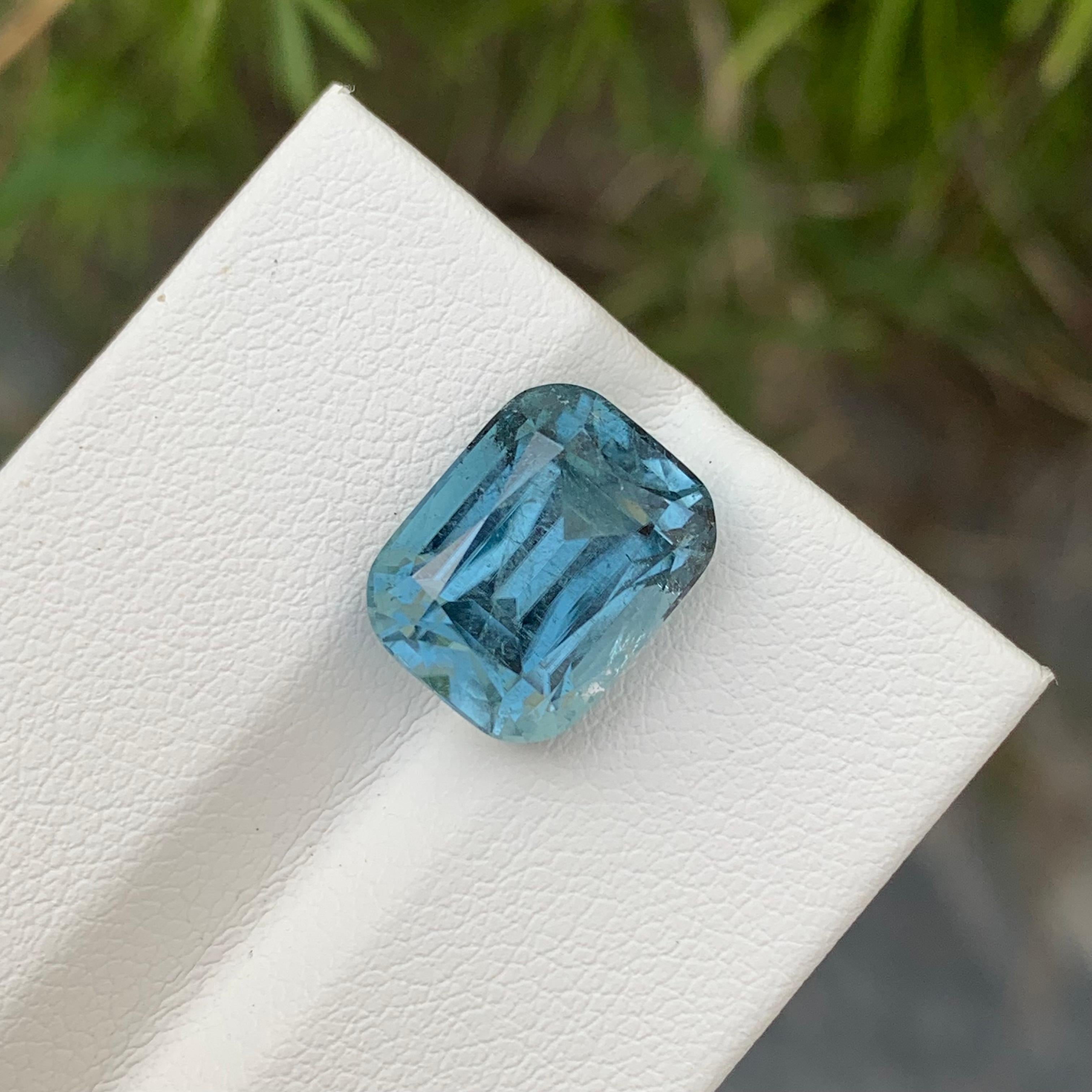 Women's or Men's Rare Color 6.50 Carat Natural Loose Seafoam Tourmaline Cushion Shape Gem For Sale