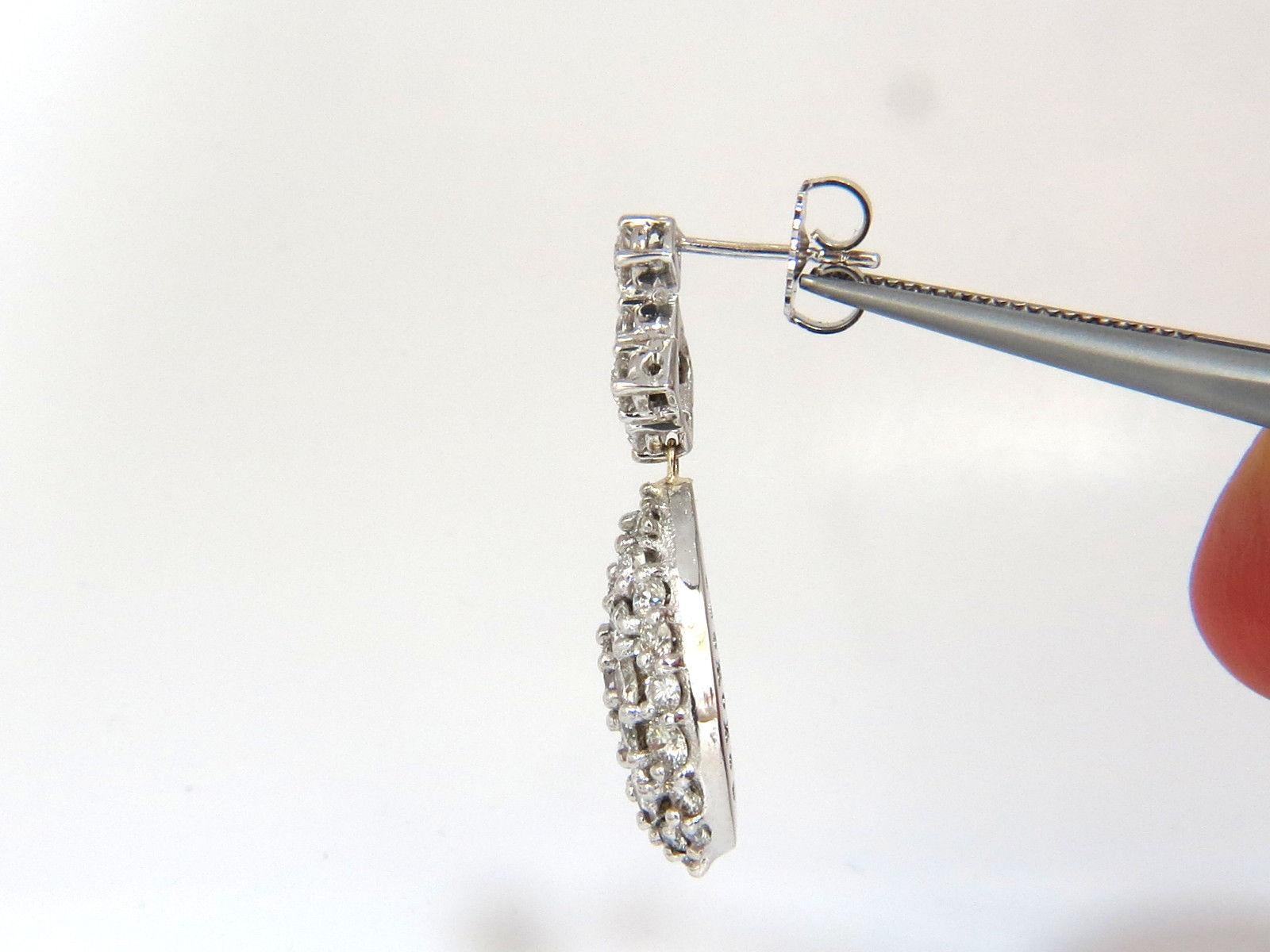 6,50 Karat natürliche runde Diamanten, birnenförmige Cocktail-Cluster-Ohrringe für Damen oder Herren im Angebot