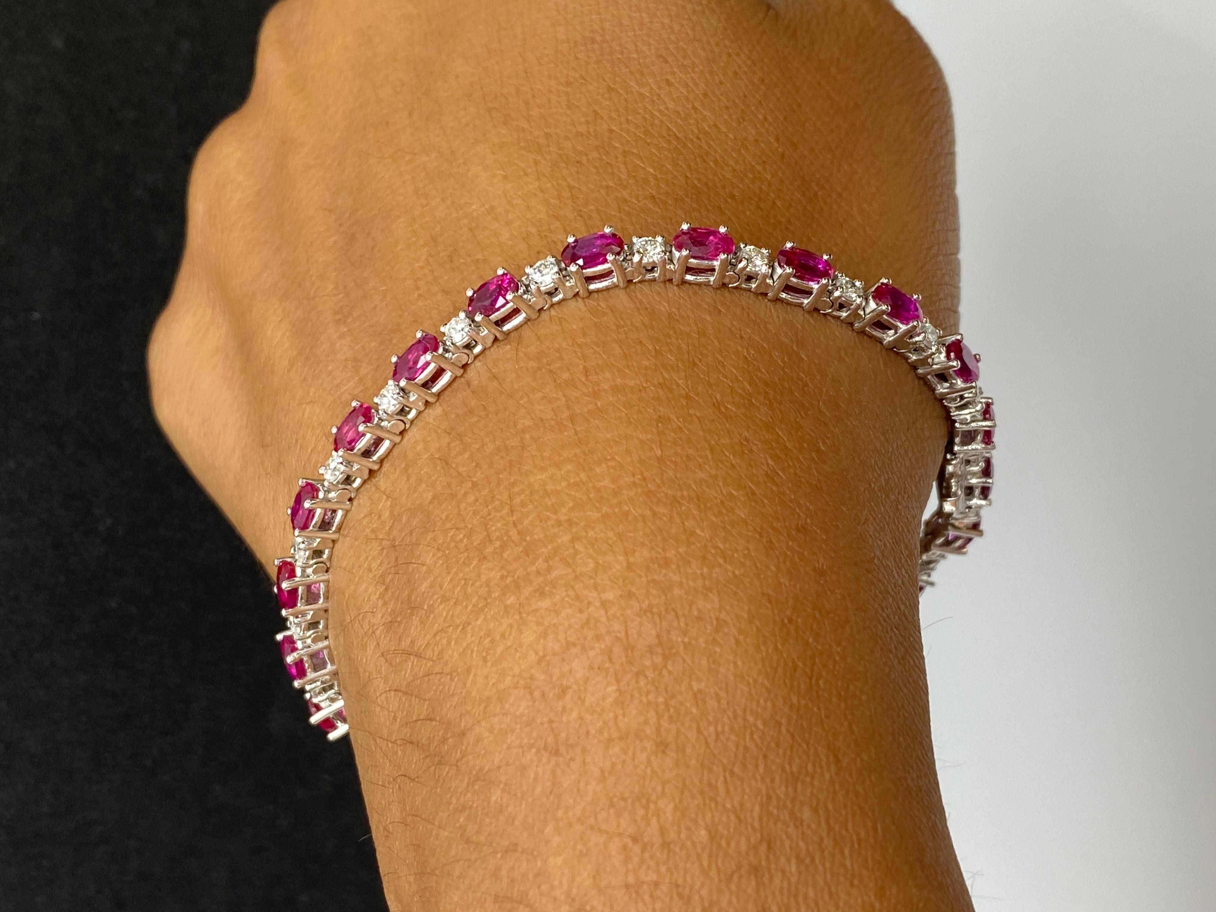 6,50 Karat Rubin und Diamant-Tennisarmband aus 14K Weißgold im Angebot 3