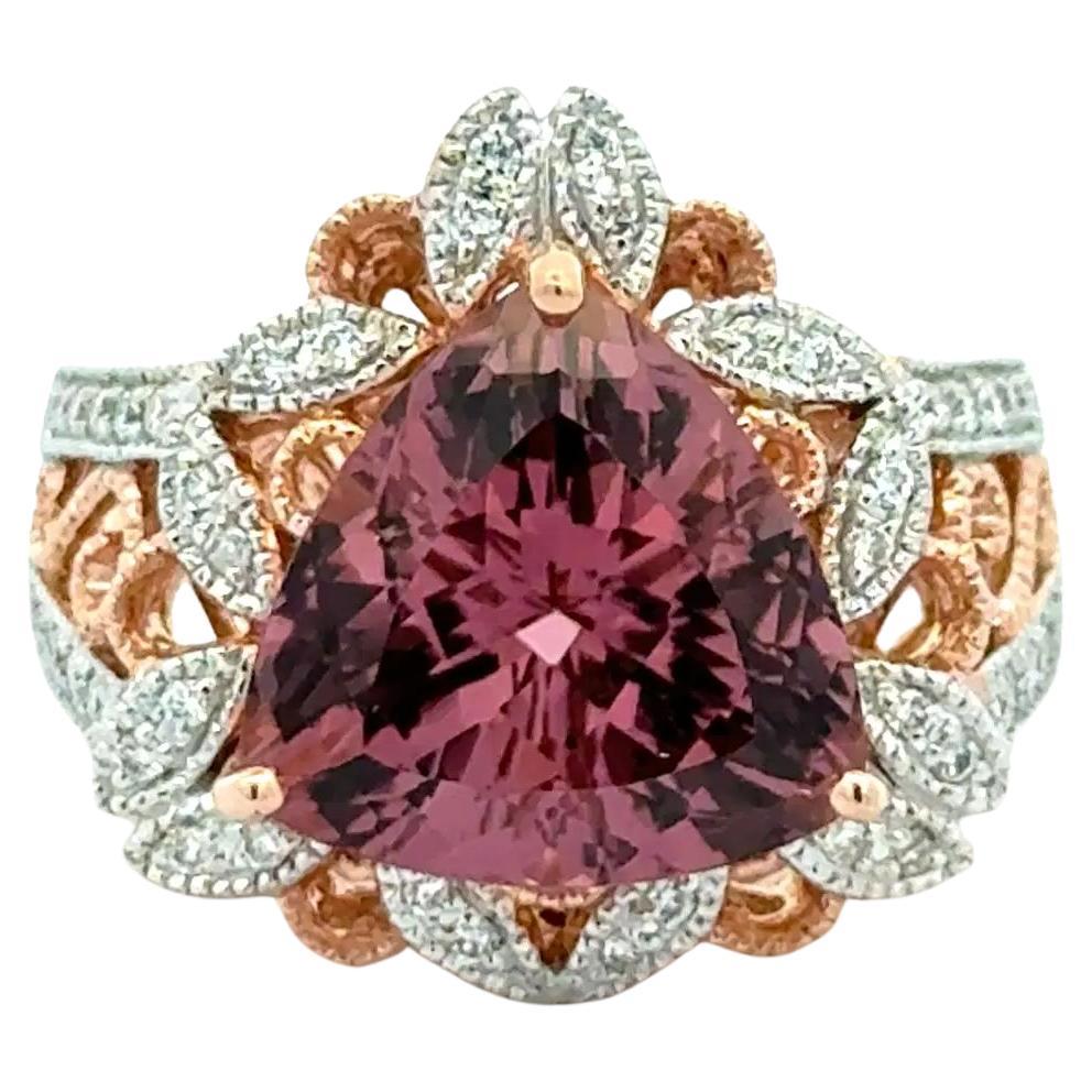 Bague Vintage en or avec 6,50 carats de tourmaline rubellite et diamants