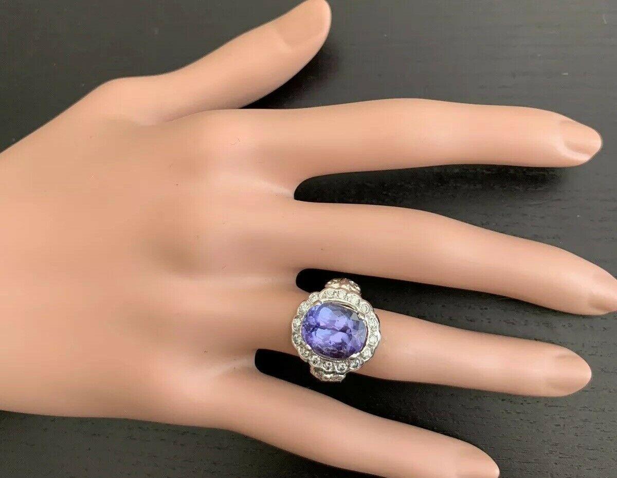 6.50 Carat Natural Very Nice Looking Tanzanite and Diamond 14 Karat Solid Gold For Sale 1