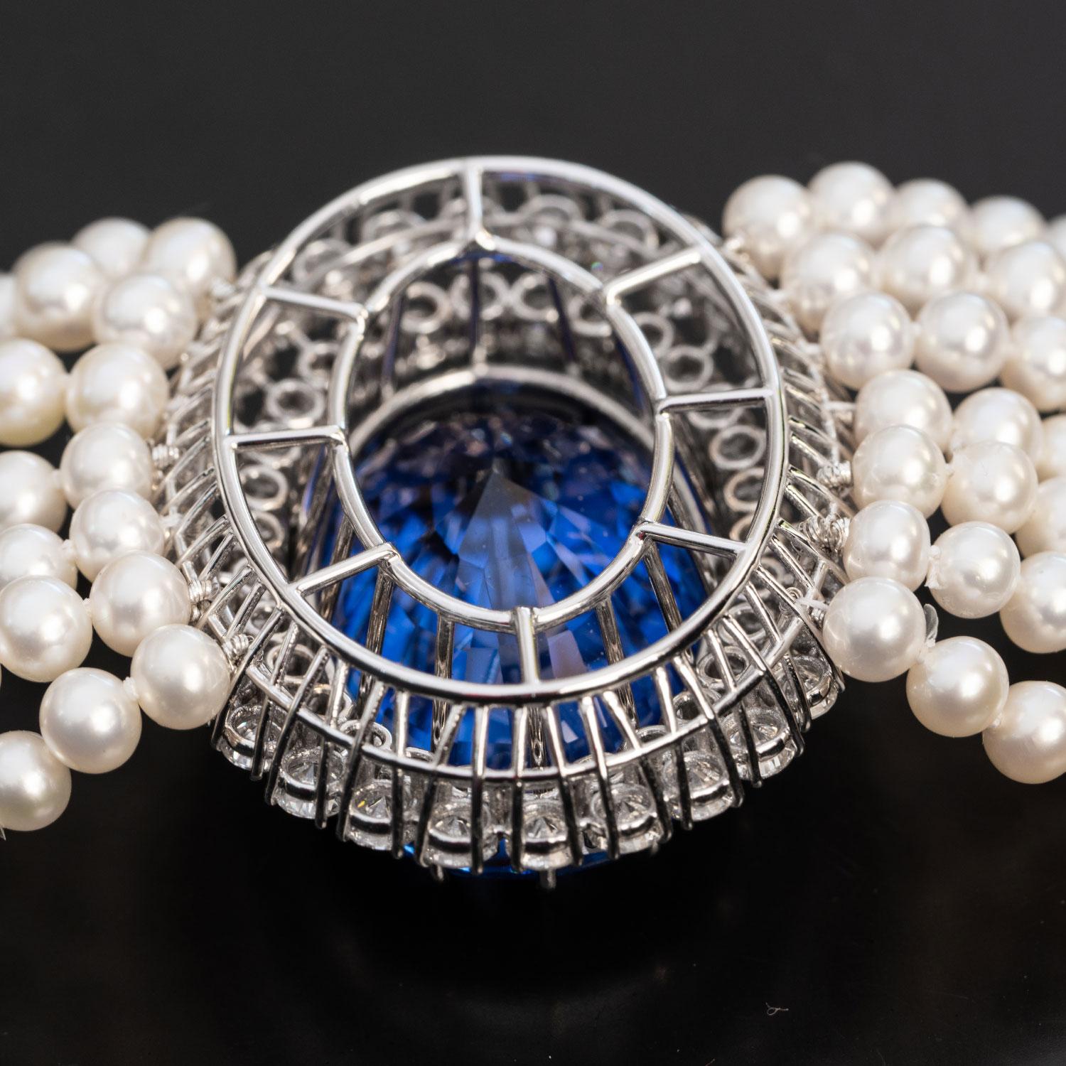 Women's 65.00ct.  Sapphire, 7.71ct. Natural Diamonds, 20.2 Carat Pearl Choker For Sale