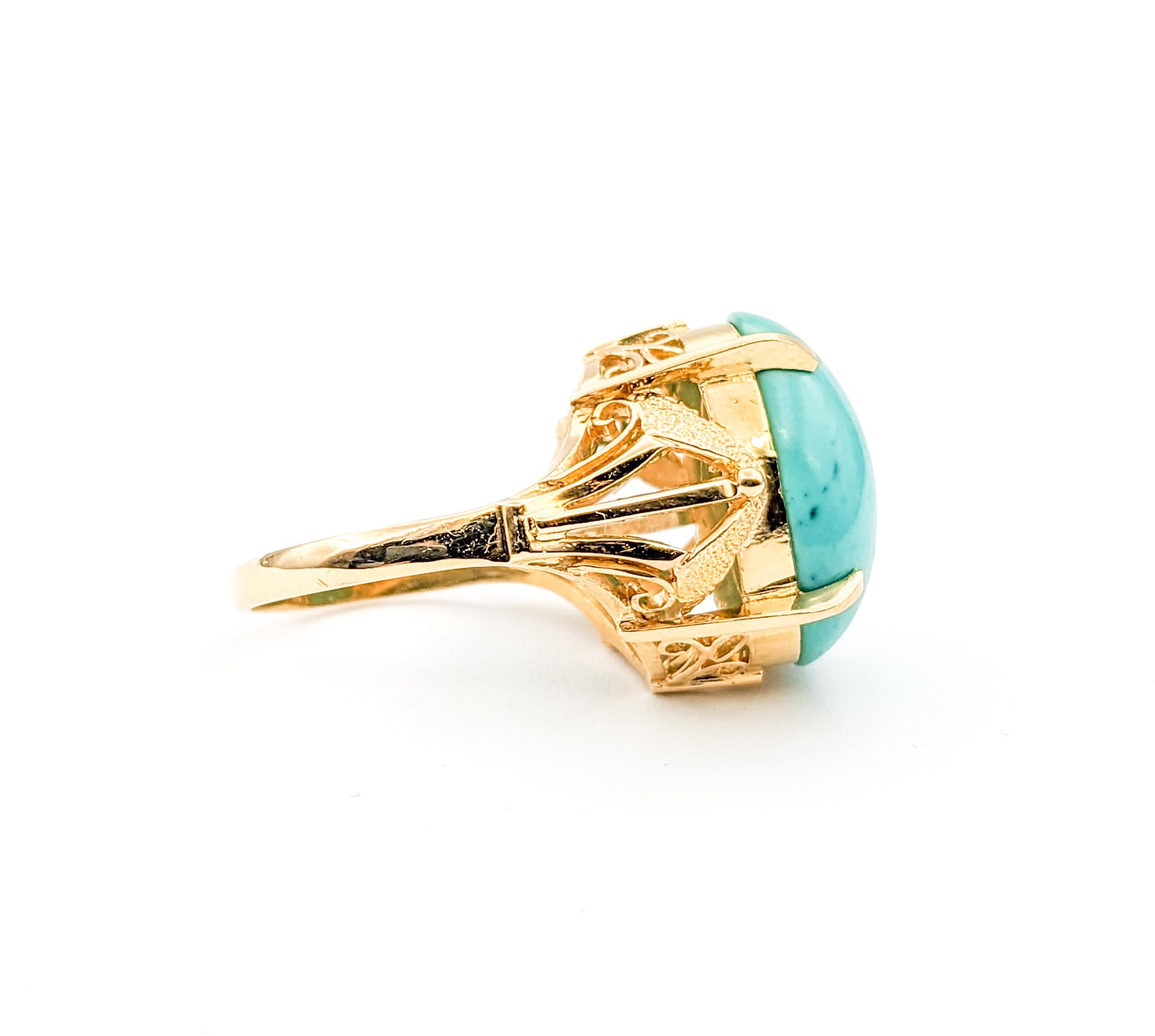 6.50ct Cabochon Turquoise In Yellow Gold For Sale 4
