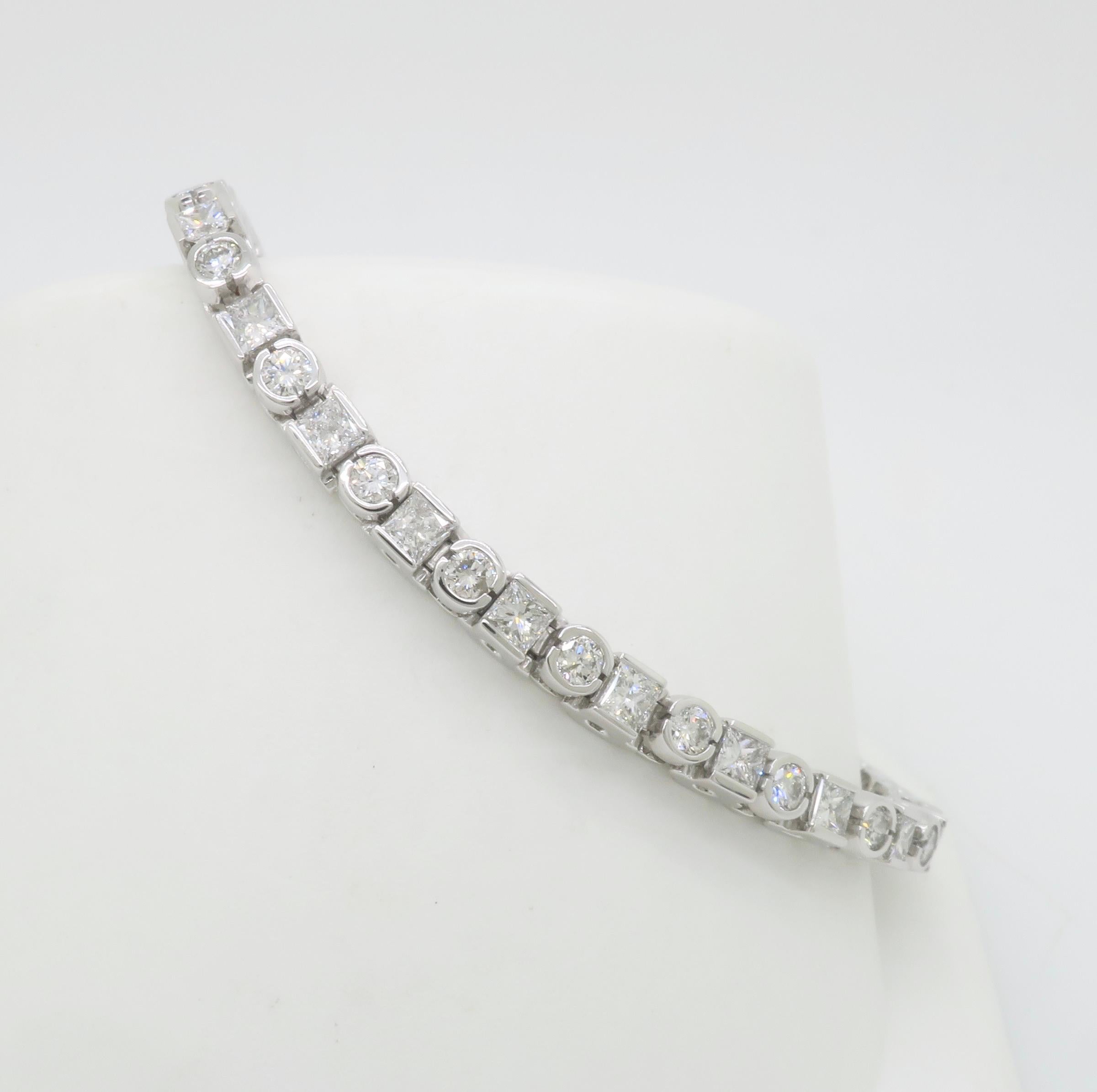 6.50CTW Diamond Bracelet made with Princess & Round Brilliant cut Diamonds In New Condition In Webster, NY