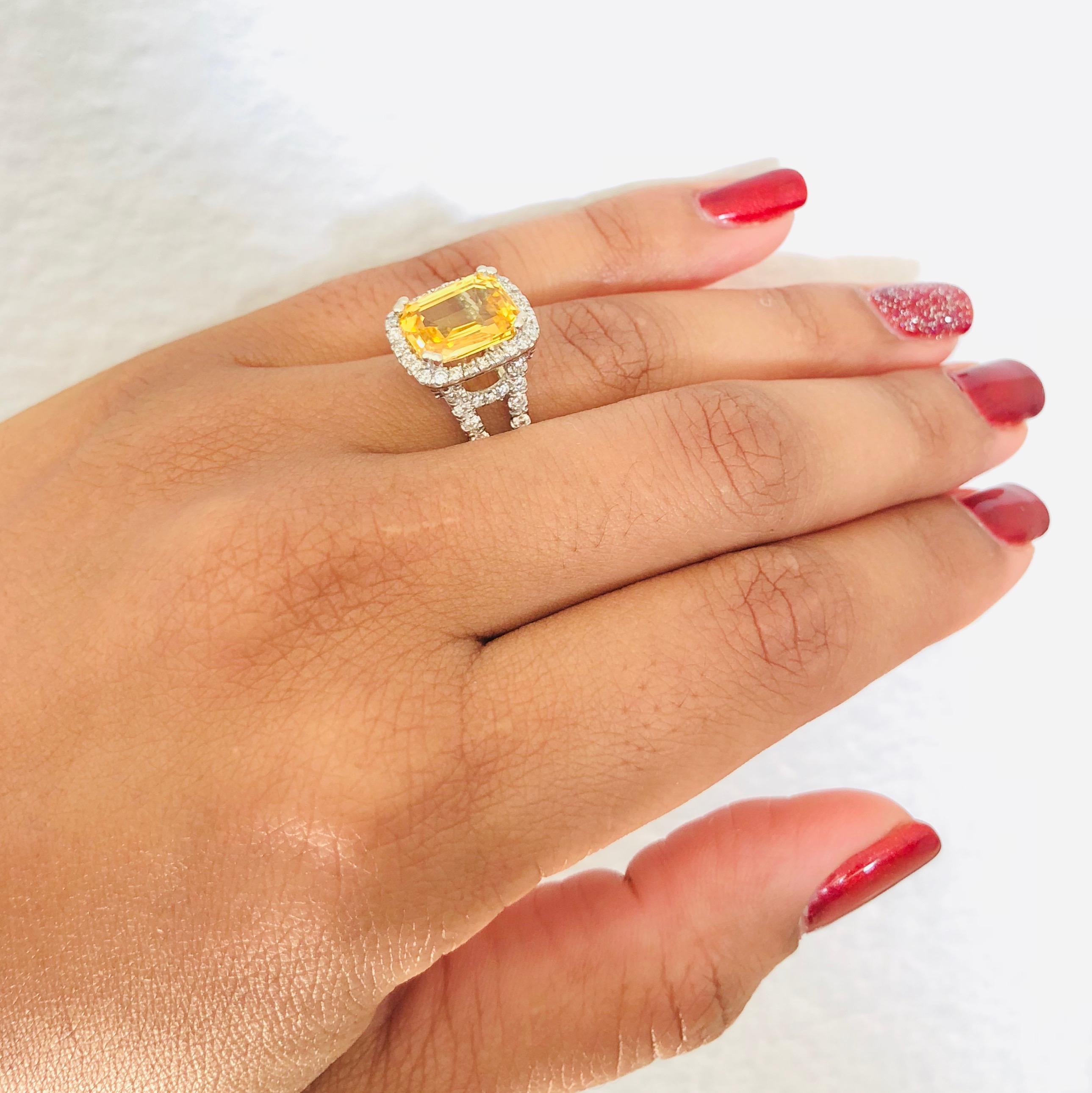 Women's 6.51 Carat GIA Certified Yellow Sapphire and Diamond 14 Karat Yellow Gold Ring
