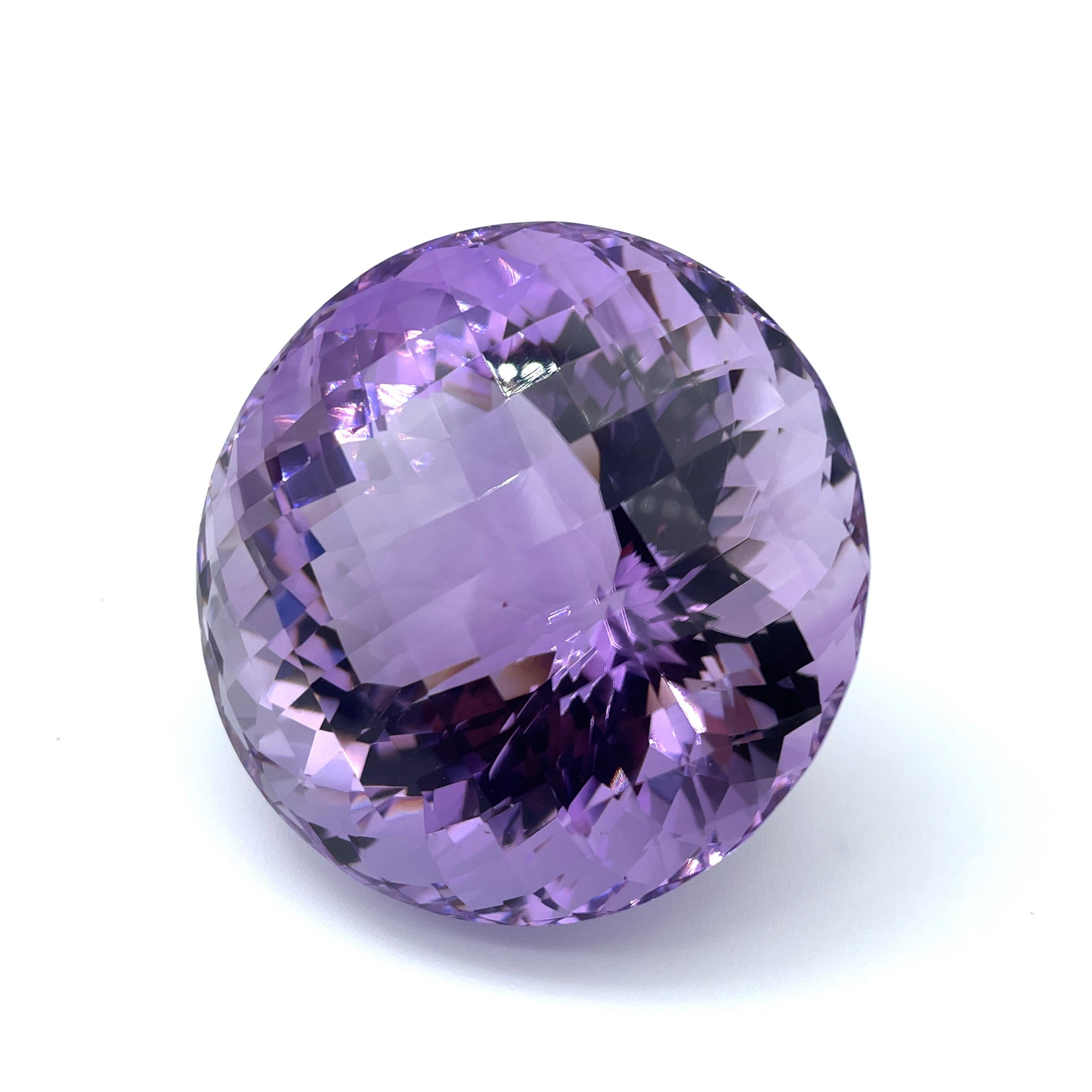 651 Carat Round Faceted Checkerboard Amethyst Collector Gemstone  In New Condition For Sale In Los Angeles, CA