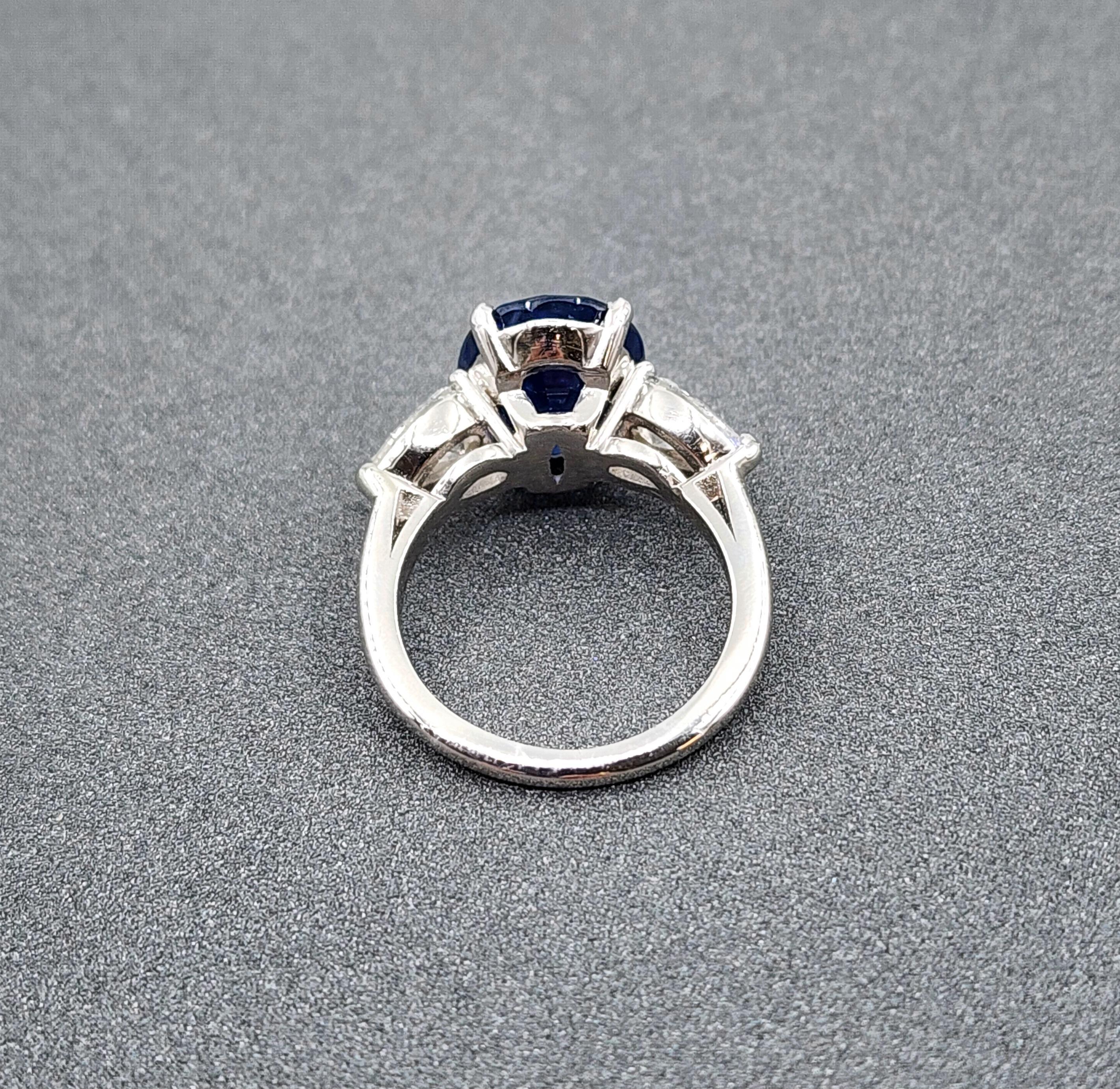 6.51 ct Diamond Sapphire Ring In New Condition For Sale In Chicago, IL