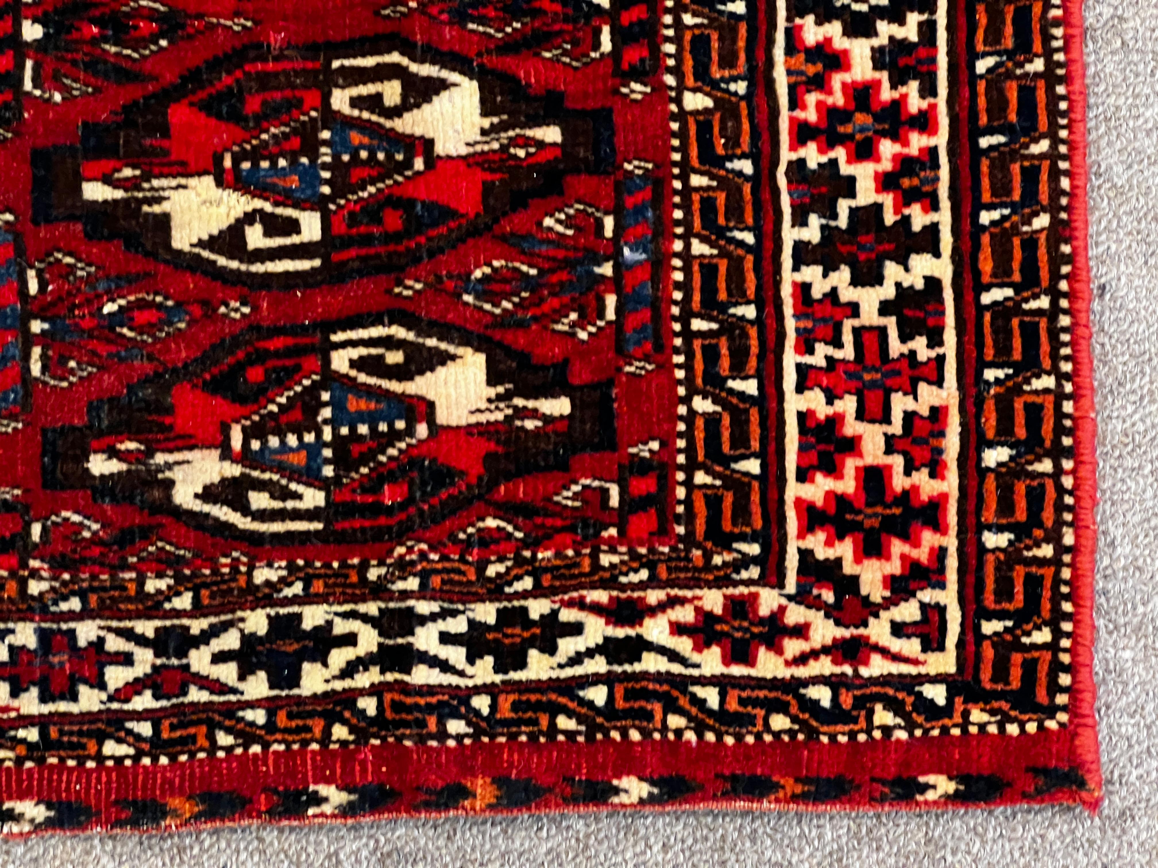 651 - Turkmène Tekke Chuval Teppich:: 19. Jahrhundert im Angebot 5