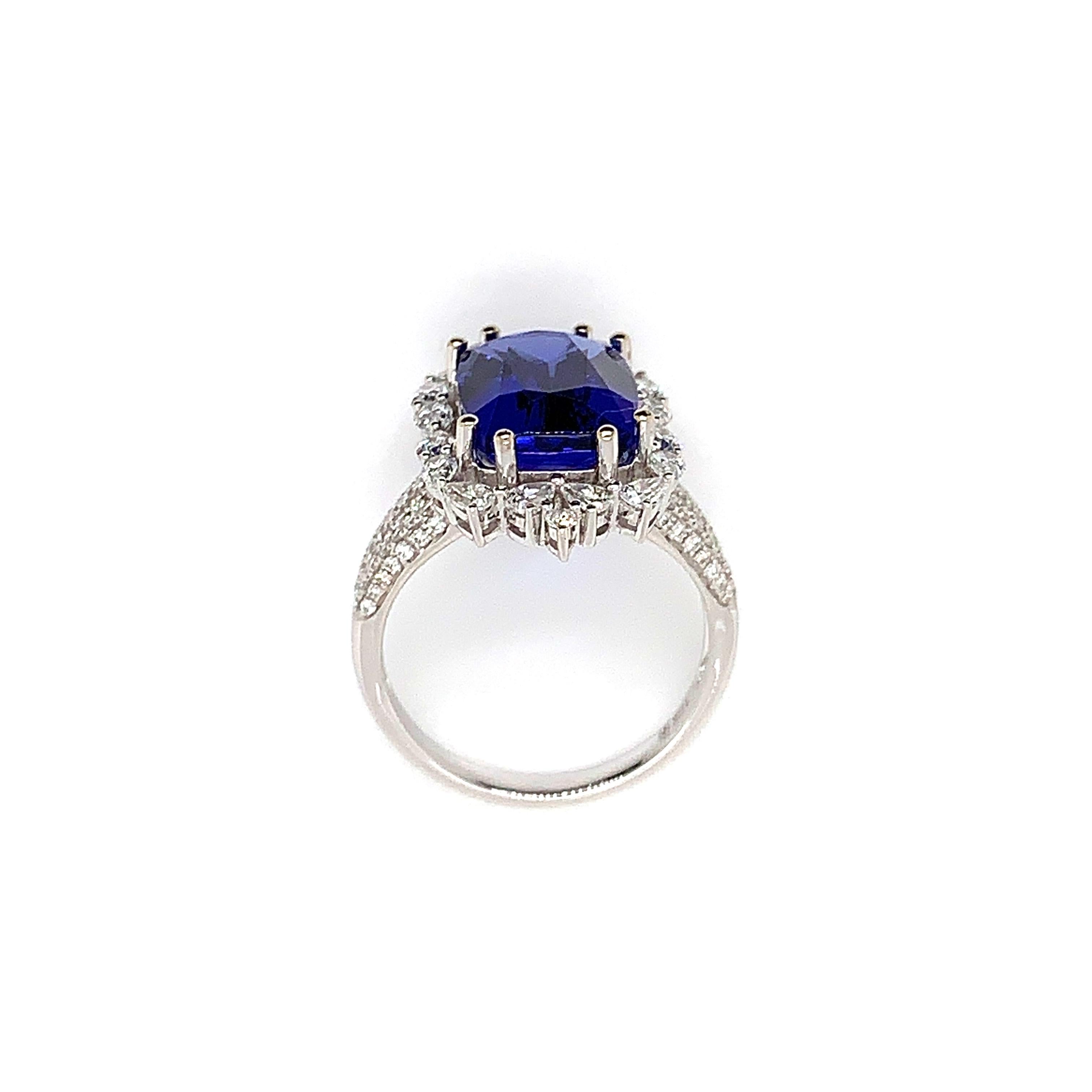 6.52 Carat Cushion Shaped Tanzanite Ring in 18 Karat White Gold with Diamonds In New Condition For Sale In Hong Kong, HK