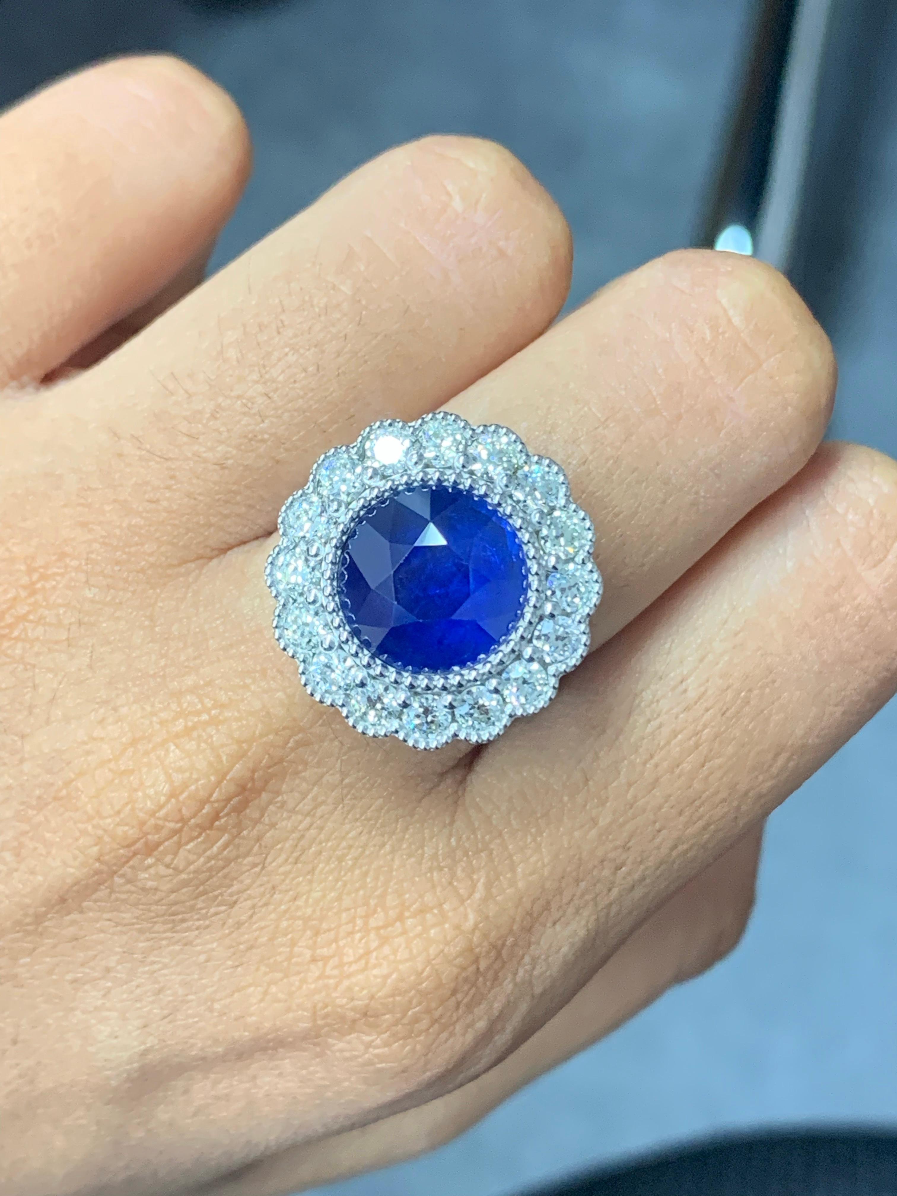 6.52 Ct Round Ceylon Sapphire Ring with Old Mine Cut Diamonds in 18K White Gold For Sale 2