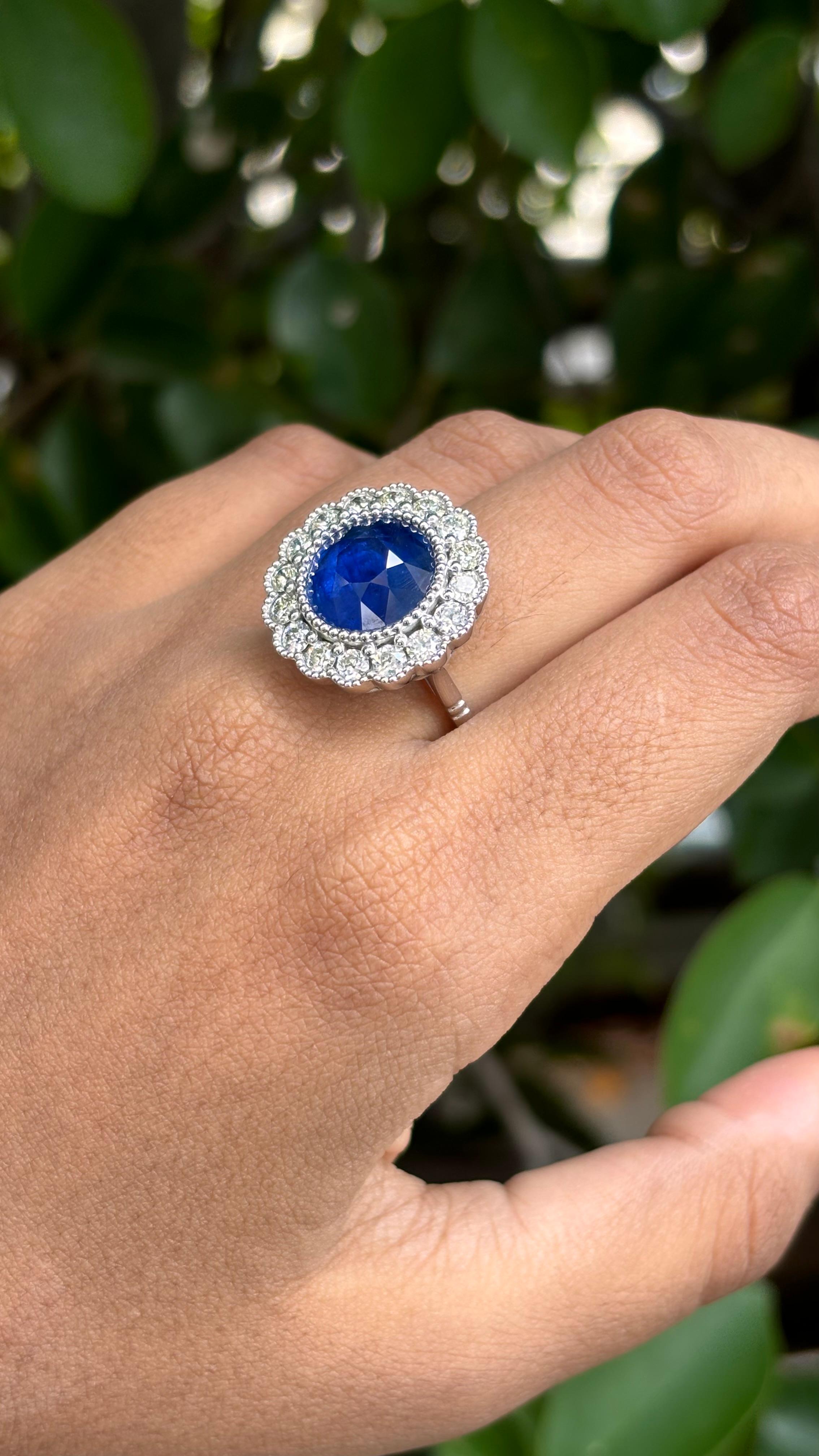 Round Cut 6.52 Ct Round Ceylon Sapphire Ring with Old Mine Cut Diamonds in 18K White Gold For Sale