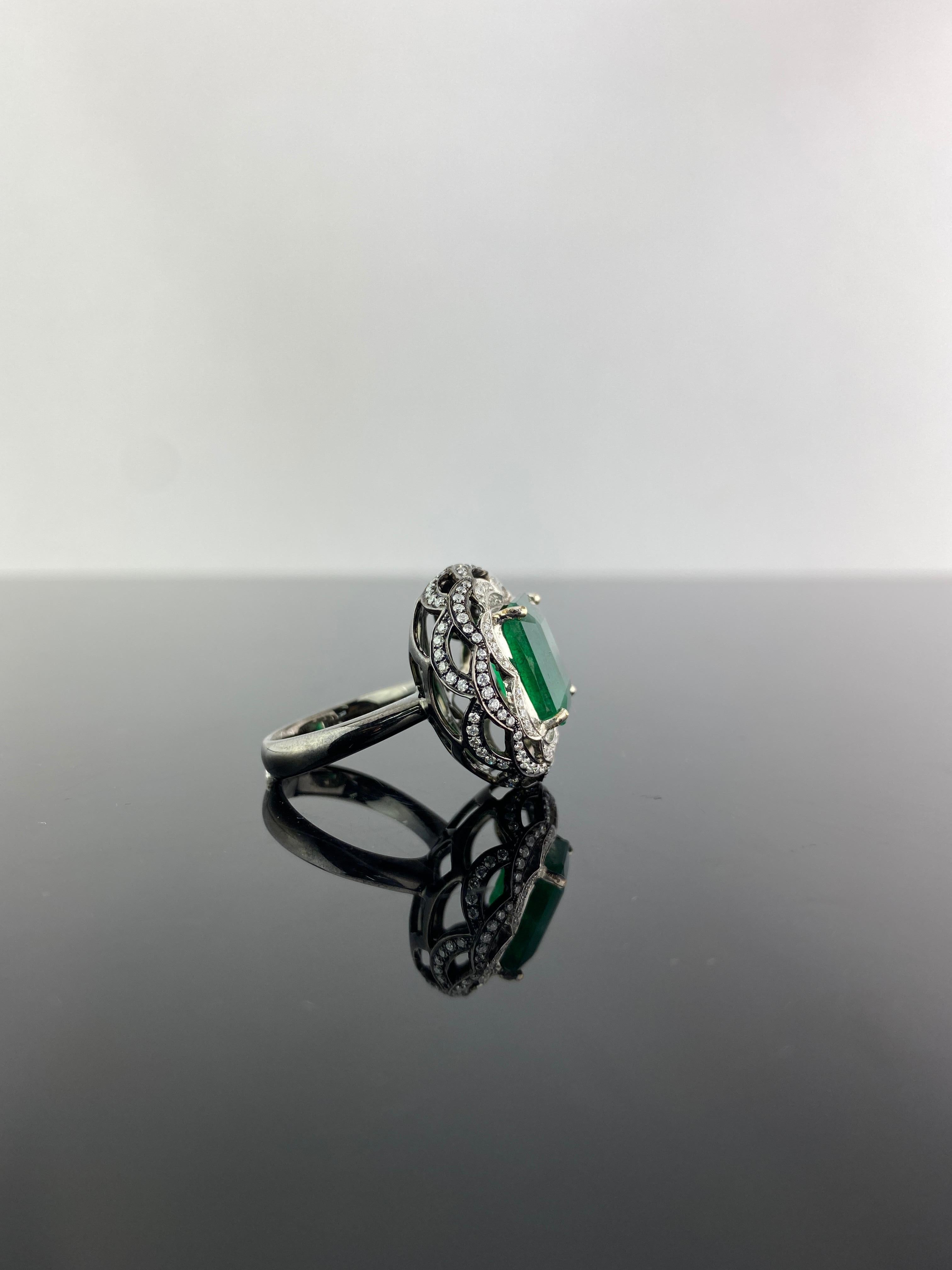 Art Deco 6.54 Carat Emerald and Diamond Cocktail Engagement Ring For Sale