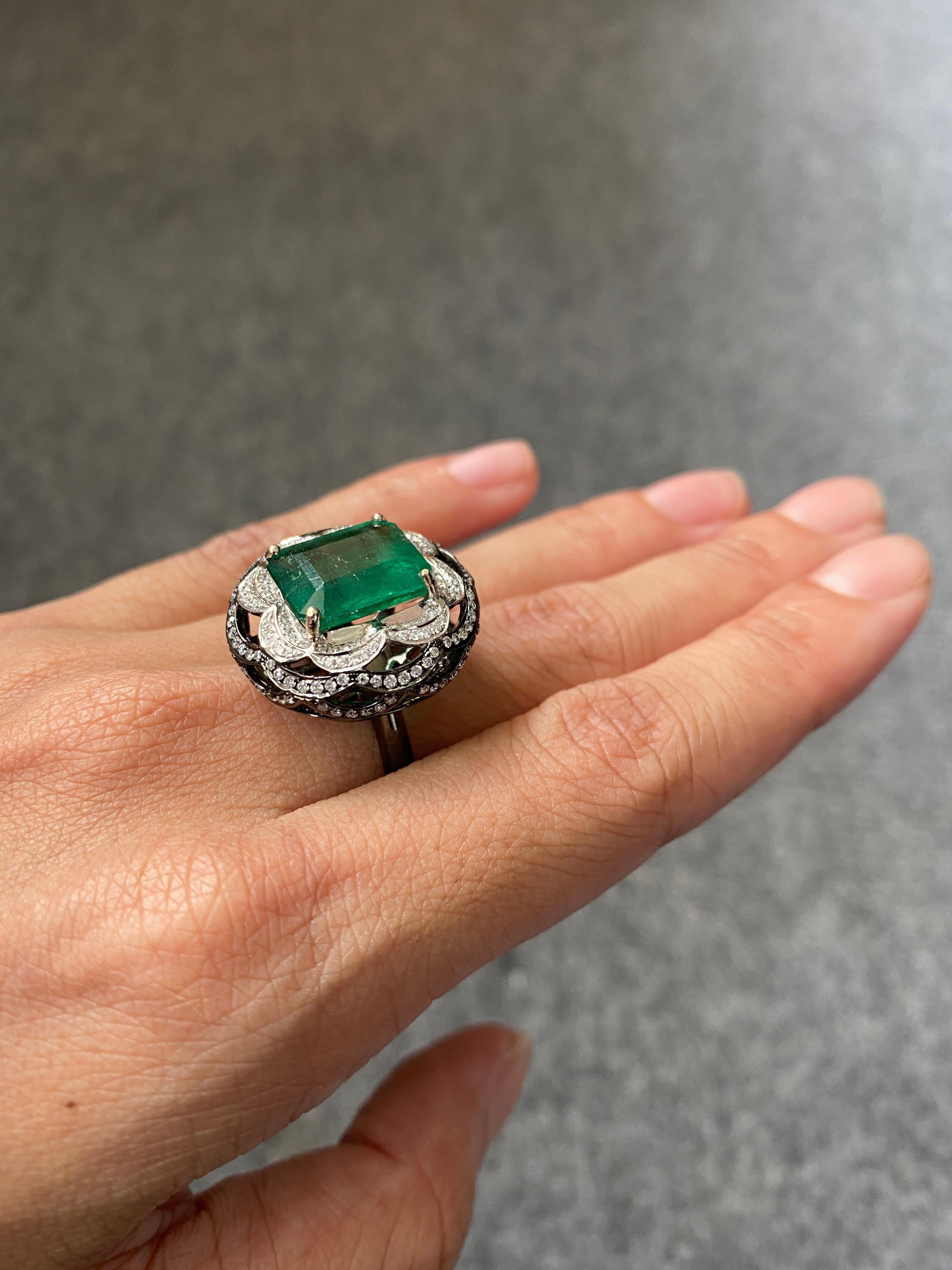 6.54 Carat Emerald and Diamond Cocktail Engagement Ring For Sale 2