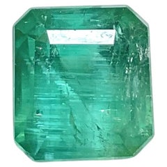 Pierre de taille octogonale à facettes vert bleuté de 6,54 carats de qualité naturelle
