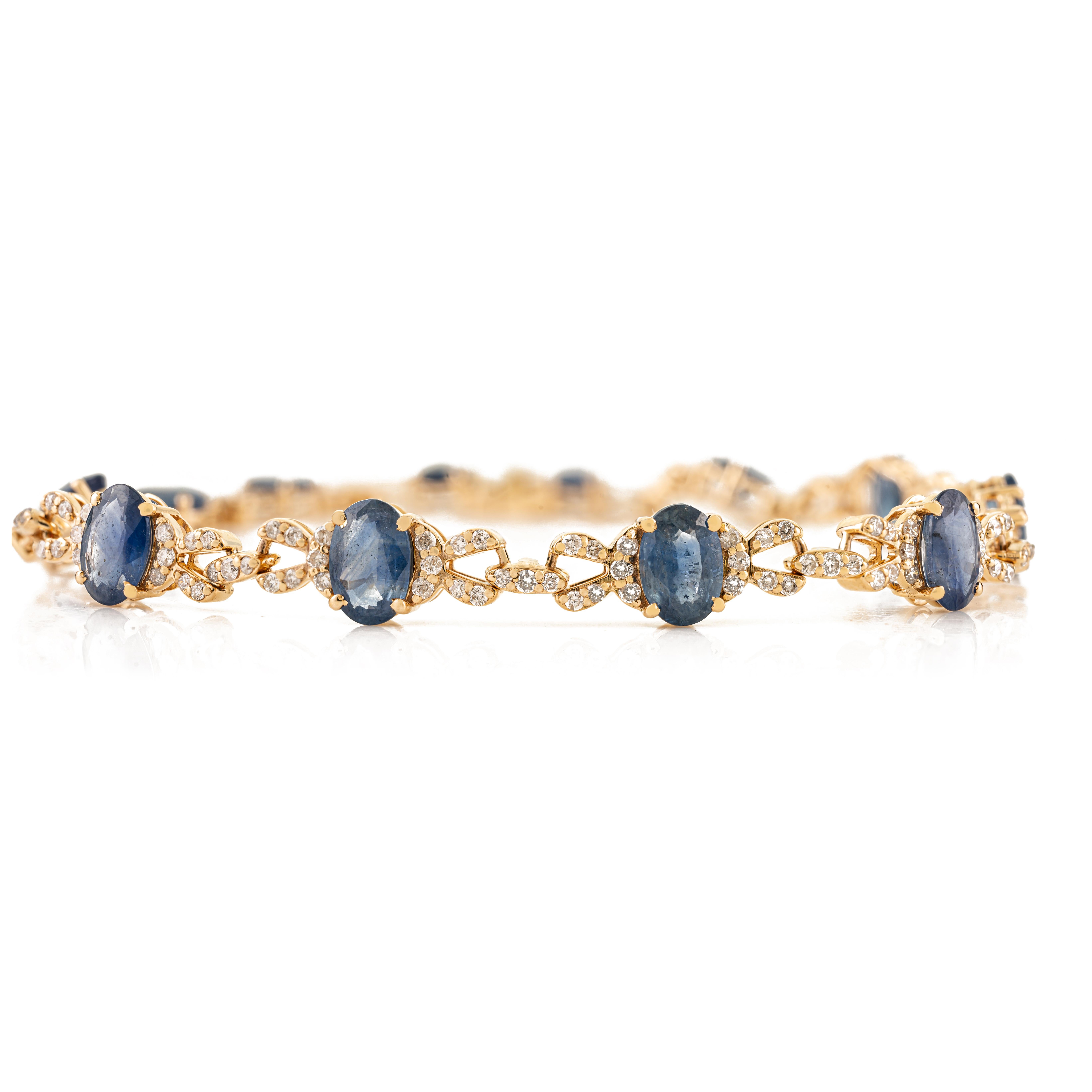 Moderno 6.54Ct Oval Cut Blue Sapphire & Diamond Tennis Bracelet in Solid 14K Yellow Gold in vendita