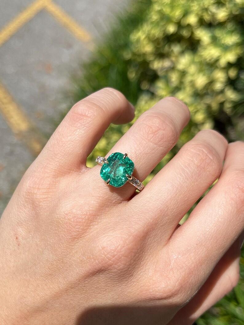 Modern 6.54tcw 18K Cushion Colombian Emerald Ring - Hidden Diamond Halo Gold Accents For Sale