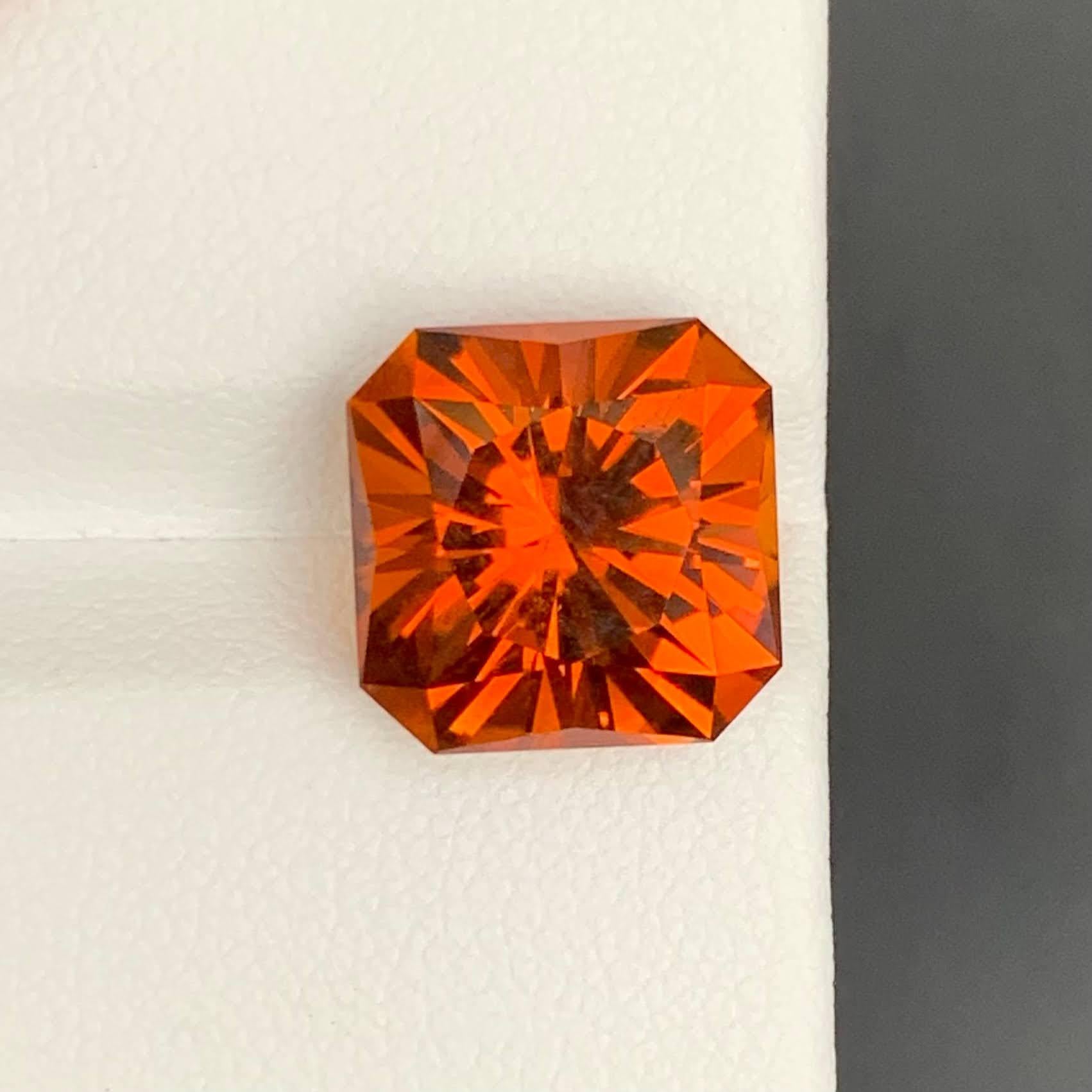 Poids 6,55 carats 
Dimensions 11.3x11.3x8.7mm
Traitement Aucun 
Origine Brésil 
Clarity Loup Clean 
Coupe de forme Coupe radieuse




Cette citrine naturelle en vrac de 6,55 carats en provenance du Brésil brille d'un éclat jaune doré chaleureux,