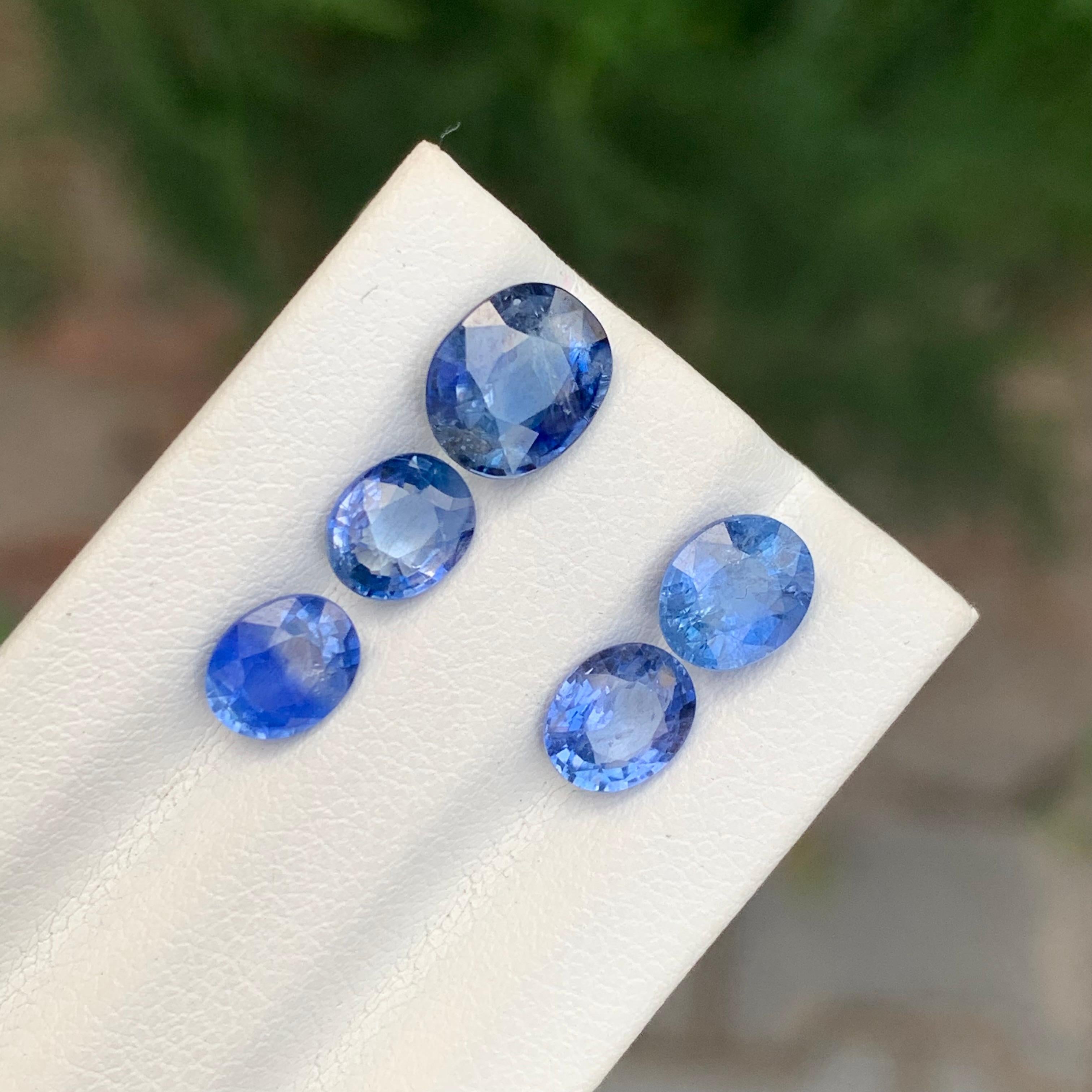 Arts and Crafts 6.55 Carat Glamorous Loose Sapphire Lot For Jewellery Making For Sale
