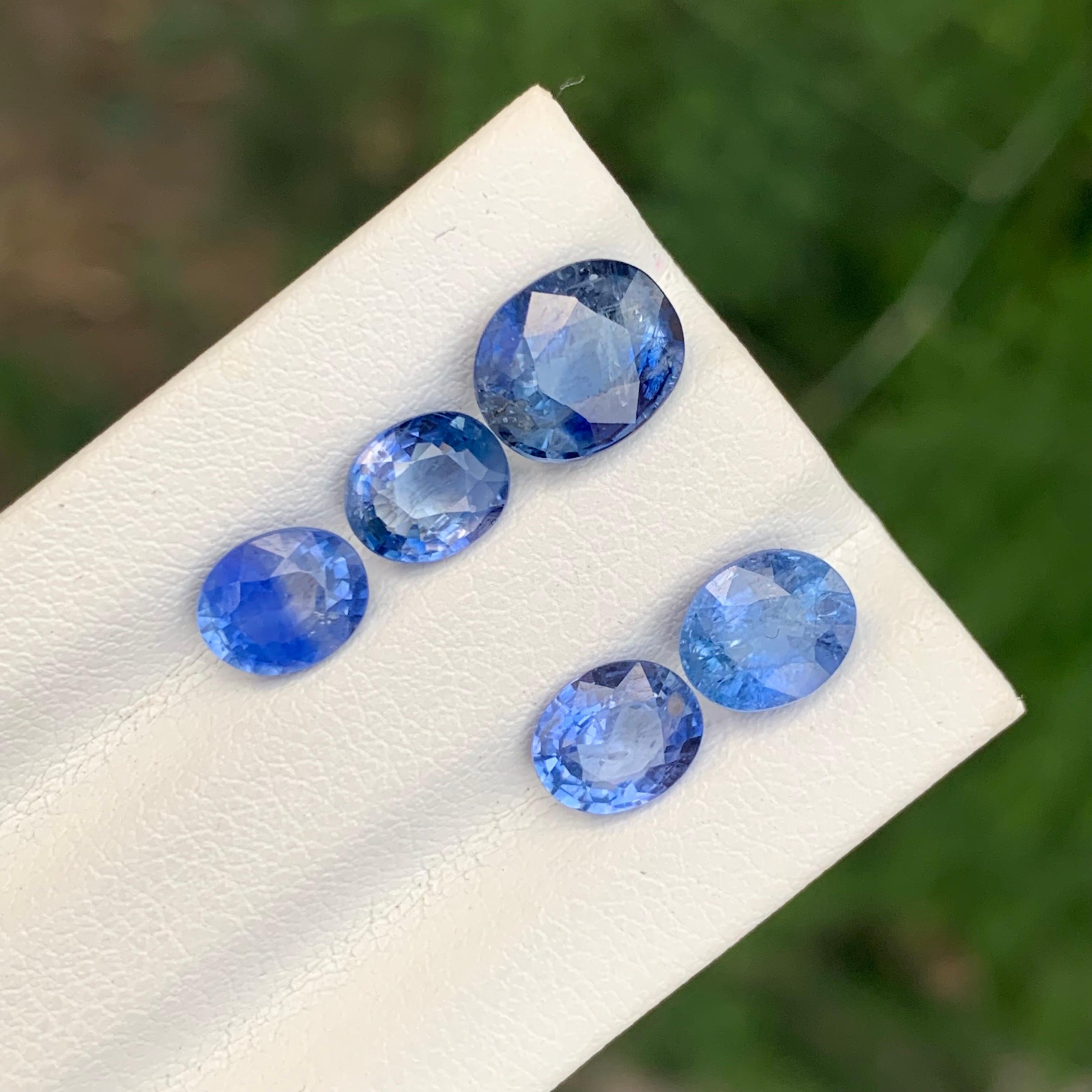 Women's or Men's 6.55 Carat Glamorous Loose Sapphire Lot For Jewellery Making For Sale