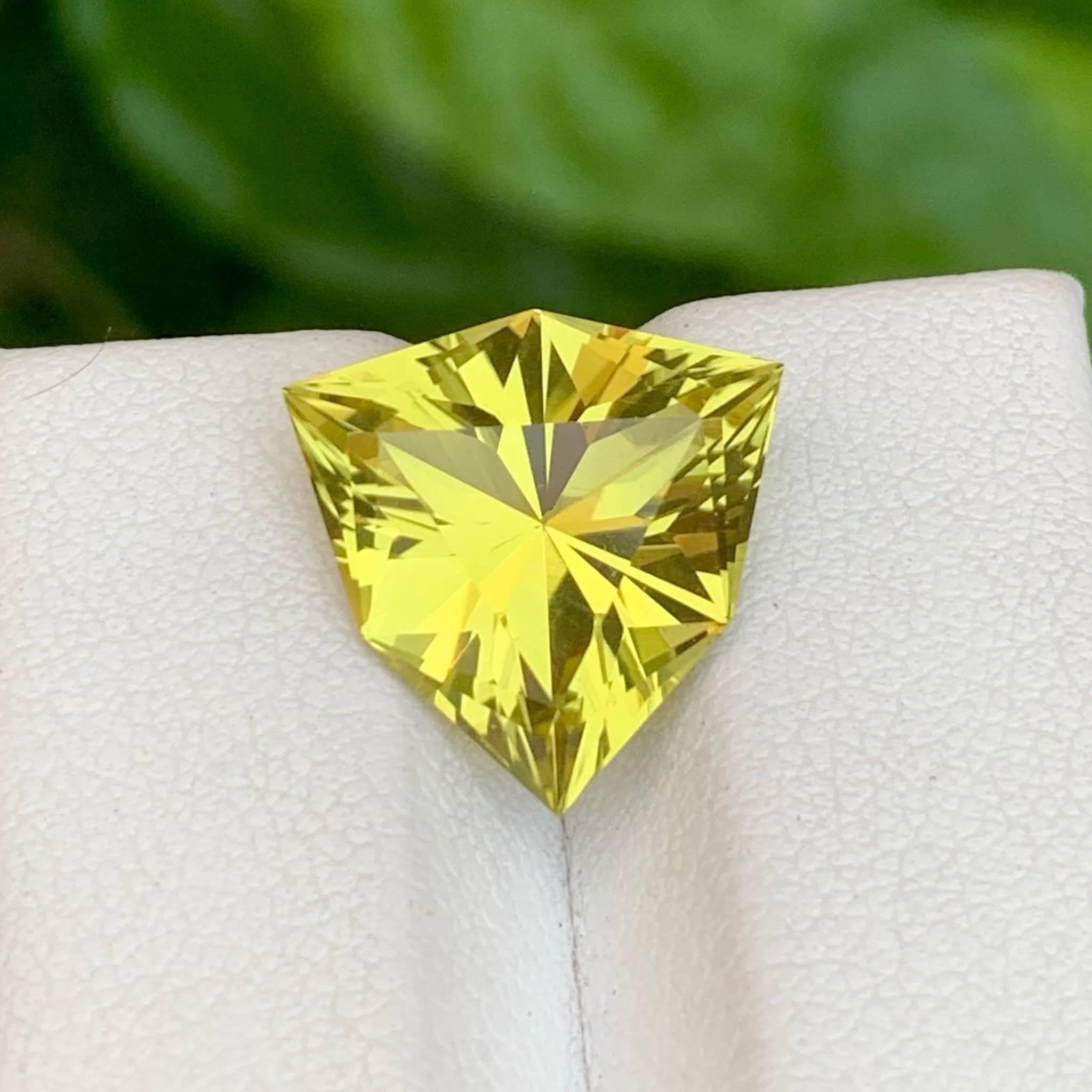 Weight 6.55 ct
Dimensions 14.4x14.4x8.2mm
Treatment None
Origin Brazil 
Clarity Loup Clean 
Shape Cut Trillion



This 6.55 Carat Natural Loose Yellow Citrine is a radiant gemstone sourced from Brazil, renowned for producing some of the world’s