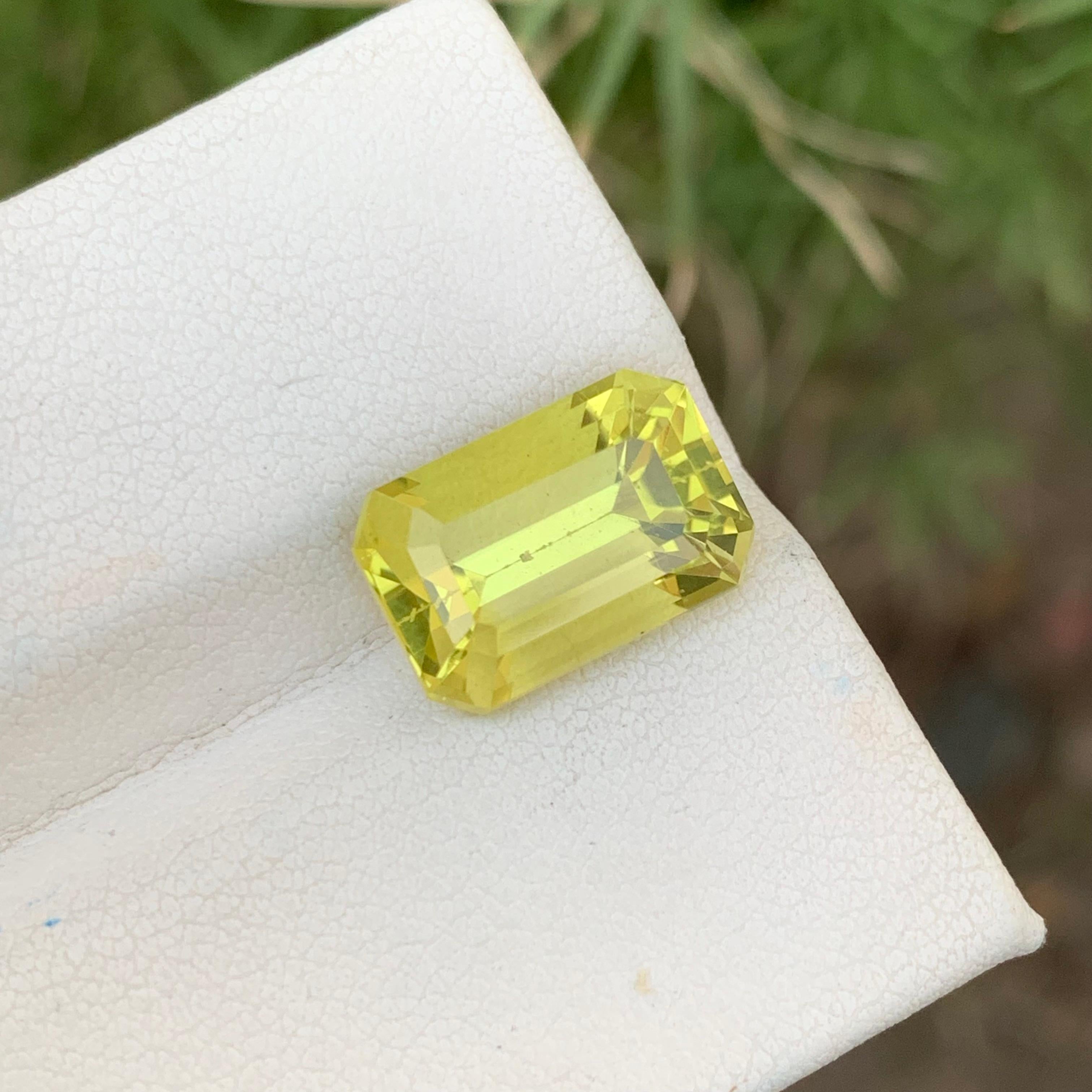 Arts and Crafts 6.55 Carats Natural Loose Yellow Lemon Quartz Emerald Shape Gem For Sale