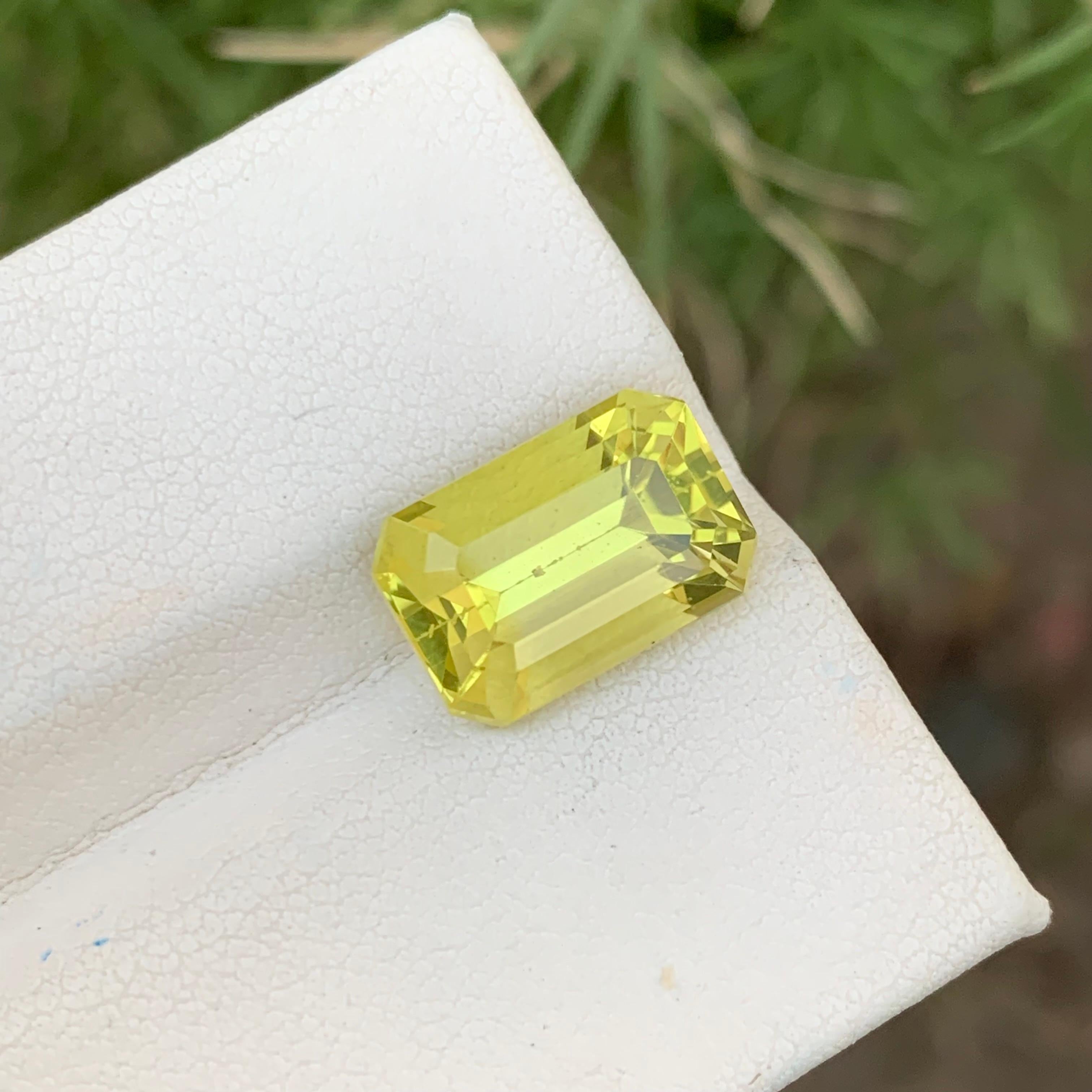 6.55 Carats Natural Loose Yellow Lemon Quartz Emerald Shape Gem For Sale 1