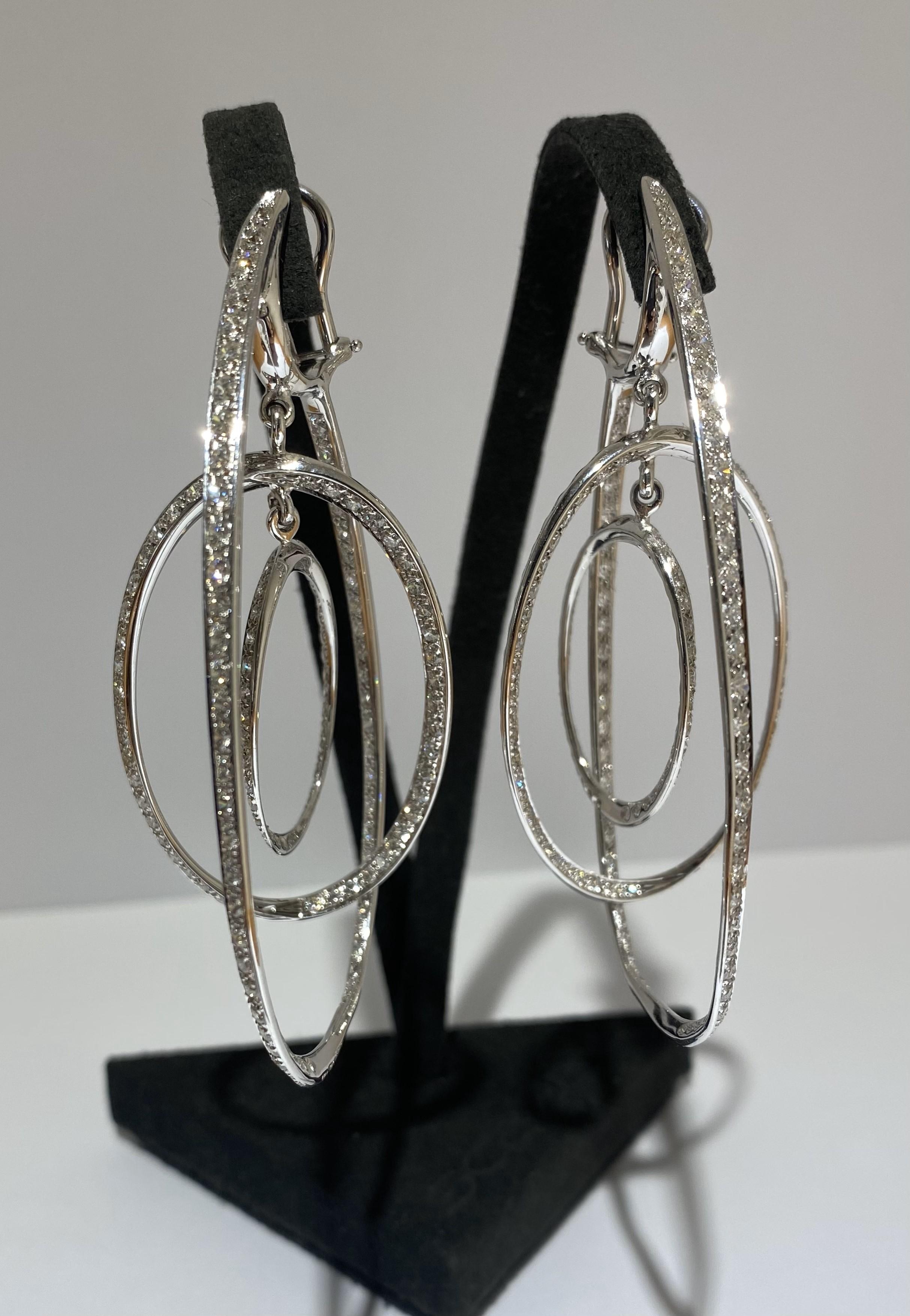 SCAVIA ASTROLABIO 18K White Gold And Diamonds Pavè Earrings In New Condition For Sale In Rome, IT