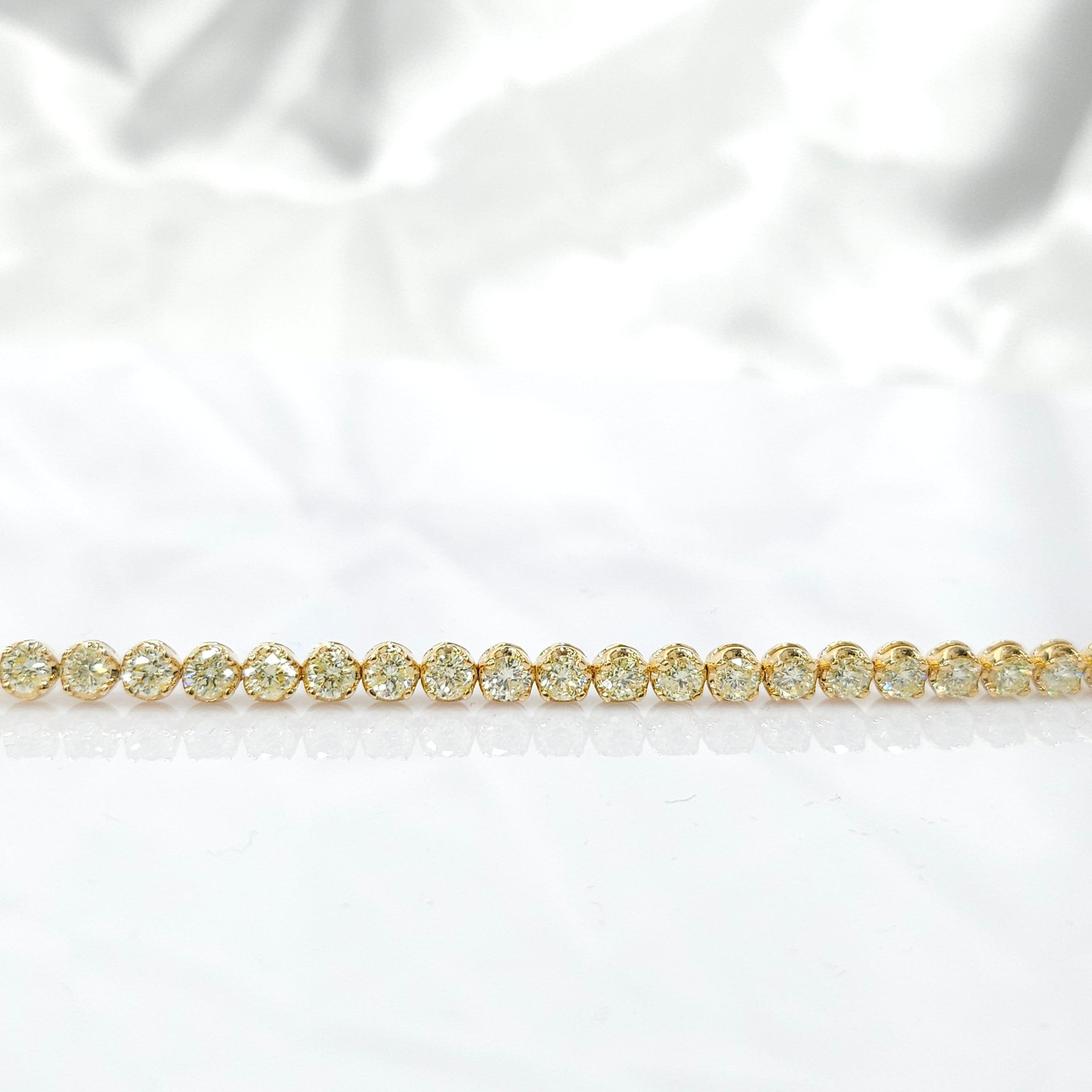6.56 Carat Round Diamond Tennis Bracelet in 18K Yellow Gold For Sale 4