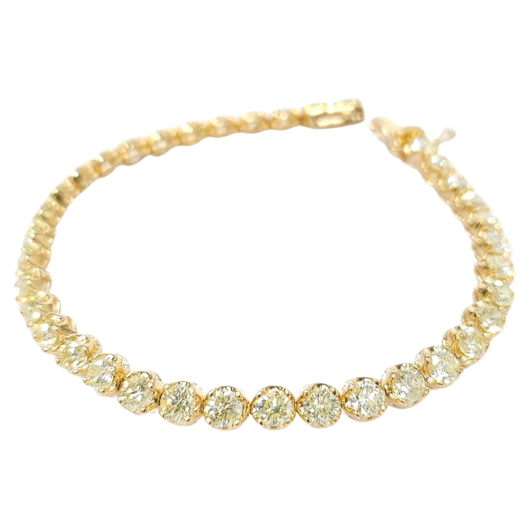 Bracelet tennis en or jaune 18 carats avec diamants ronds de 6,56 carats en vente