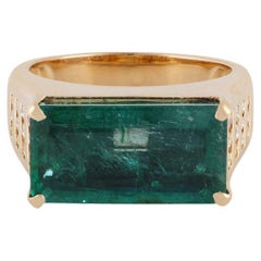6.57 Carat Clear Zambian Emerald & Diamond Cluster Ring in 18K Yellow  Gold