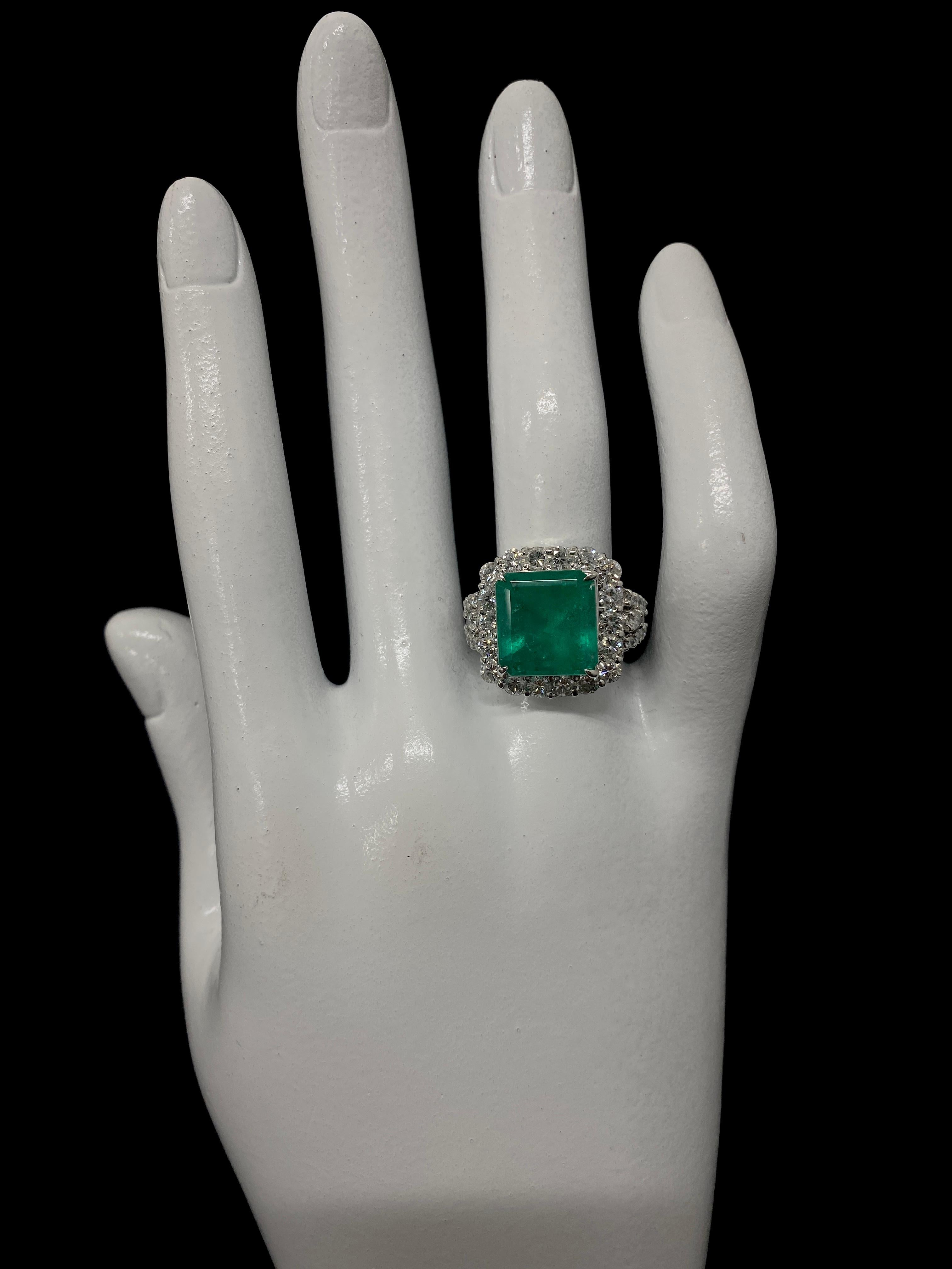 Women's 6.57 Carat Natural Emerald and Diamond Cocktail Ring Set in Platinum