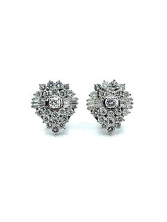 6.57 Carats Round Brilliant and Baguette Diamond Cluster Platinum Earrings