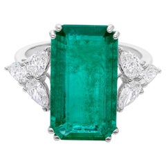 6,57 Karat sambischer Smaragd Geburtsstein Diamant Akzent Cocktail Ring 14k Weißgold