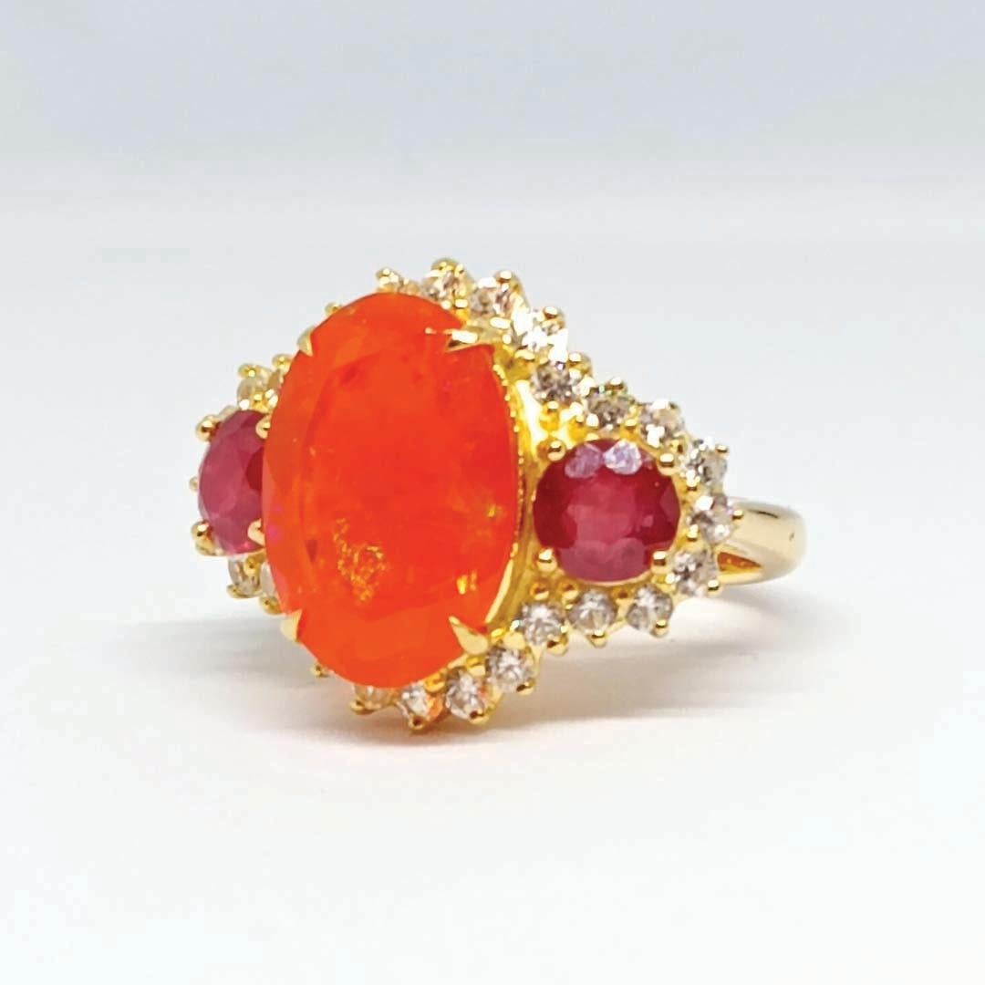 Art Nouveau 6.57cts Orange Opal ring. Sterling Silver on 18K Gold Plated. For Sale