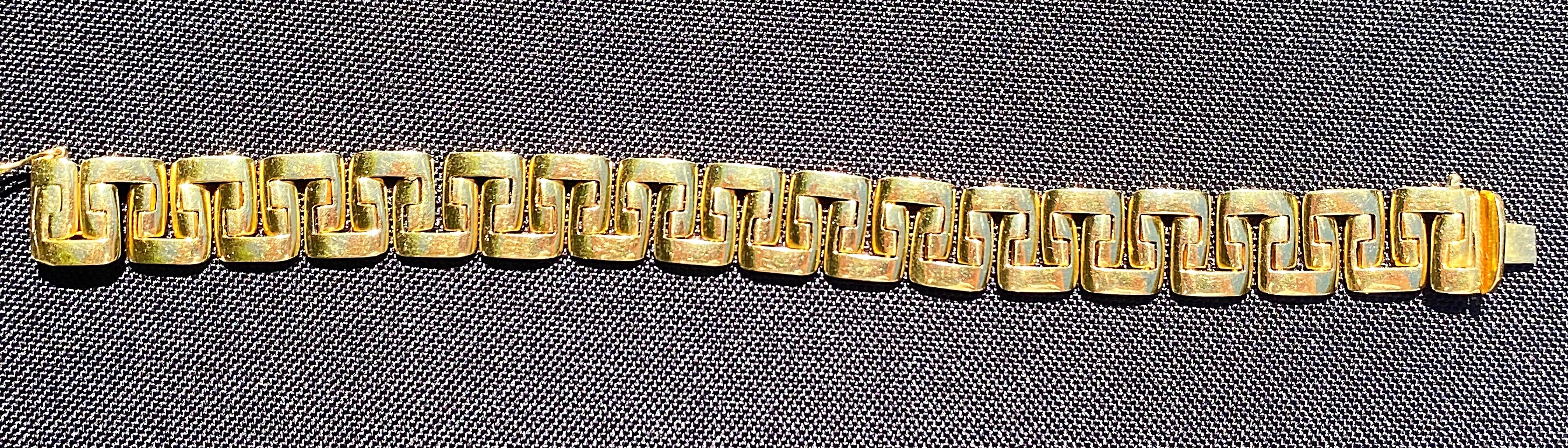 65.8 Grams 18 Karat Yellow Gold Chain Link Style Gold Men's Bracelet In Excellent Condition For Sale In Miami, FL