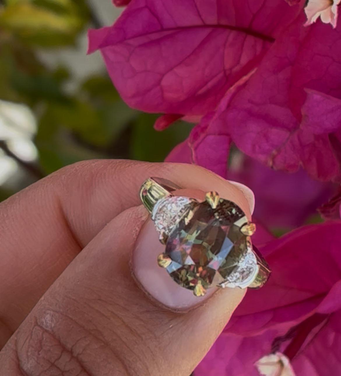 Oval Cut 6.58ct Alexandrite Ring. For Sale