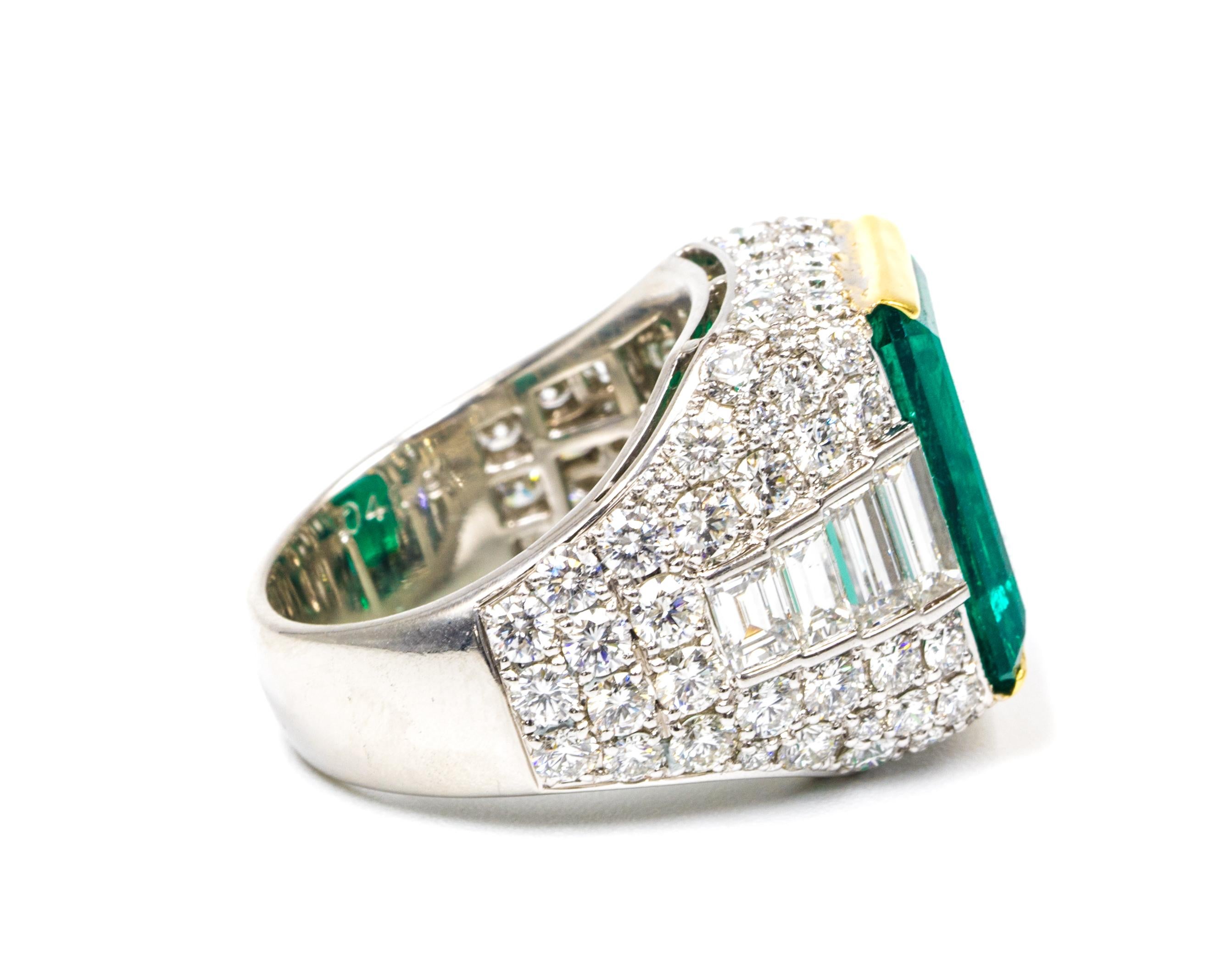 Contemporary 6.59 Carat Natural Emerald Diamond Ring in Platinum