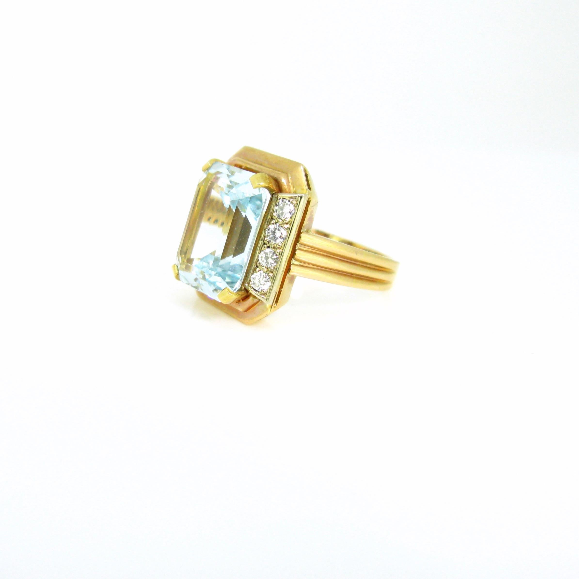 6.5 Carat Aquamarine Diamonds Yellow Gold Cocktail Fashion Retro Ring 1