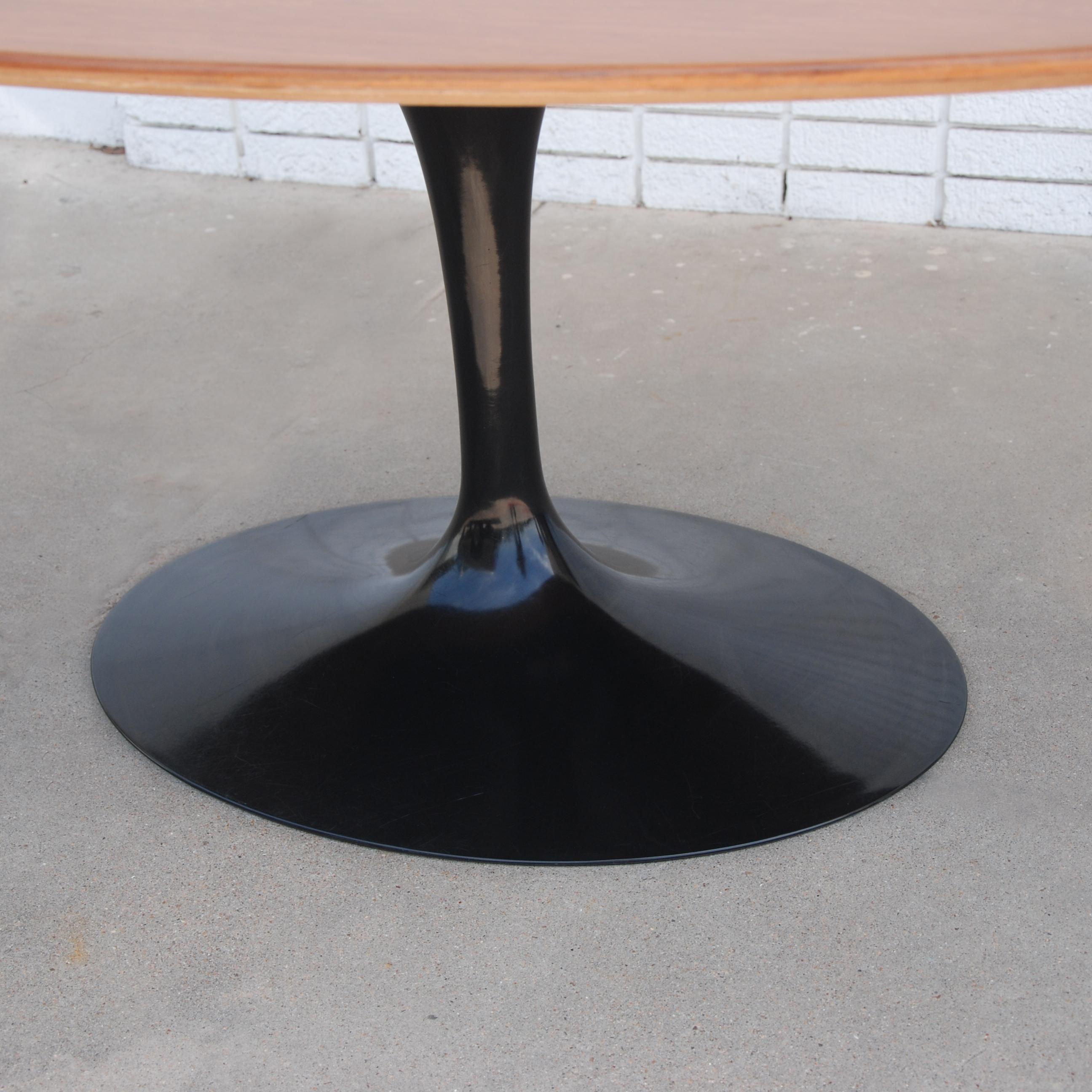 Knoll Saarinen Teak Oval Dining Table 4