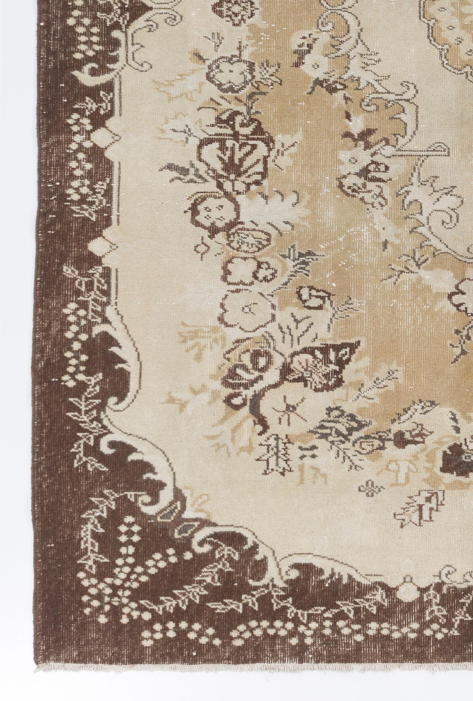 Alfombra turca de diseño de jardín vintage, beige, marrón y arena, hecha a mano, de 2,5 x 3 metros Anudado a mano en venta