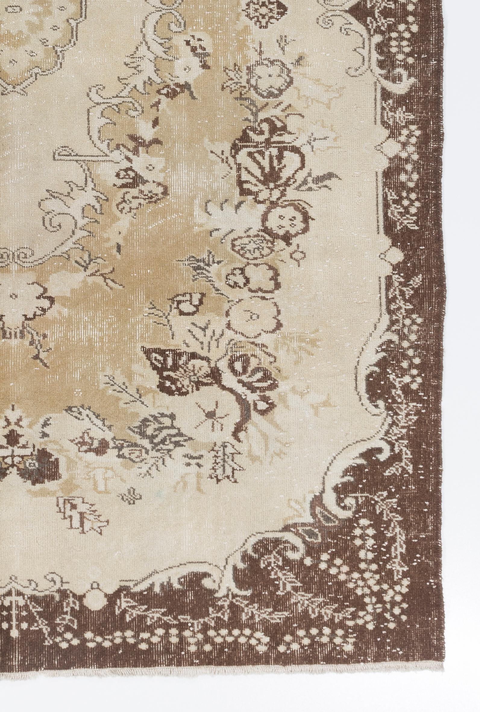 Alfombra turca de diseño de jardín vintage, beige, marrón y arena, hecha a mano, de 2,5 x 3 metros en Bueno estado para la venta en Spring Valley, NY