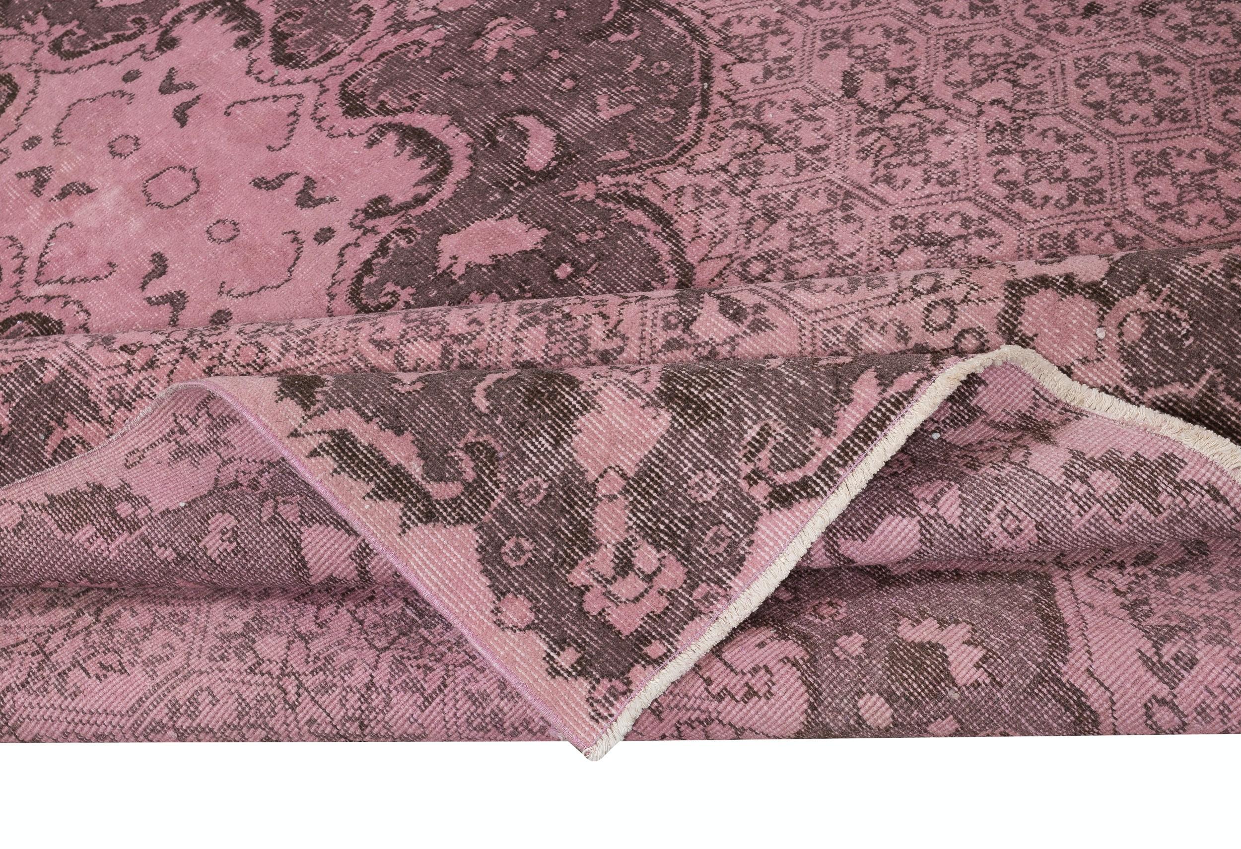 Turkish 6.5x10 Ft Pink Color Handmade Wool Area Rug from Turkey. Great 4 Modern Interior For Sale