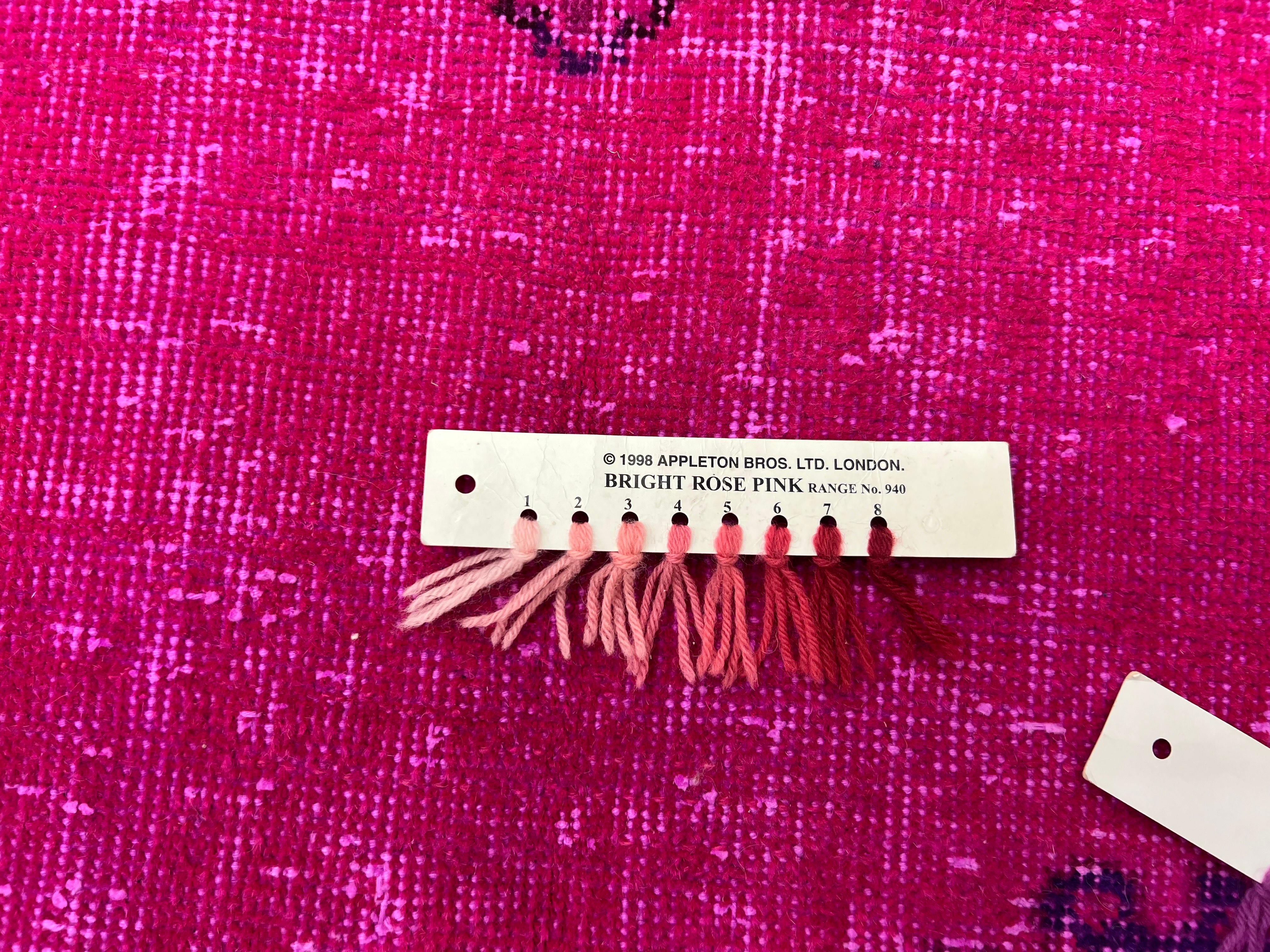 6.5x10.5 Ft Modern Handmade Turkish Area Rug in Fuchsia Pink. Living Room Carpet For Sale 4