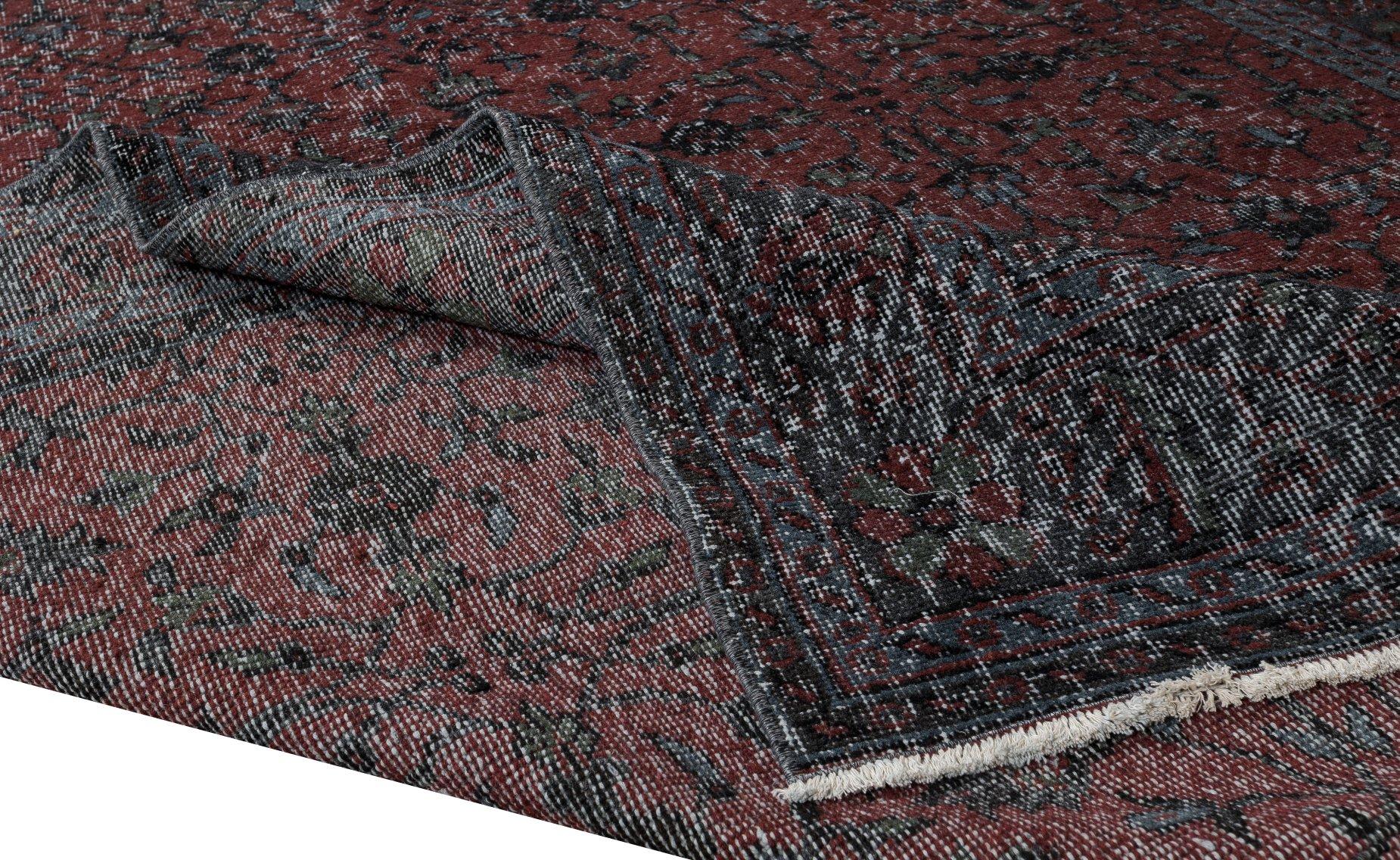 Moderne 6.5x10.6 Ft Modern Handmade Turkish Area Rug in Burgundy Red, Green, Black, Gray (tapis turc fait main en Bourgogne, rouge, vert, noir et gris) en vente